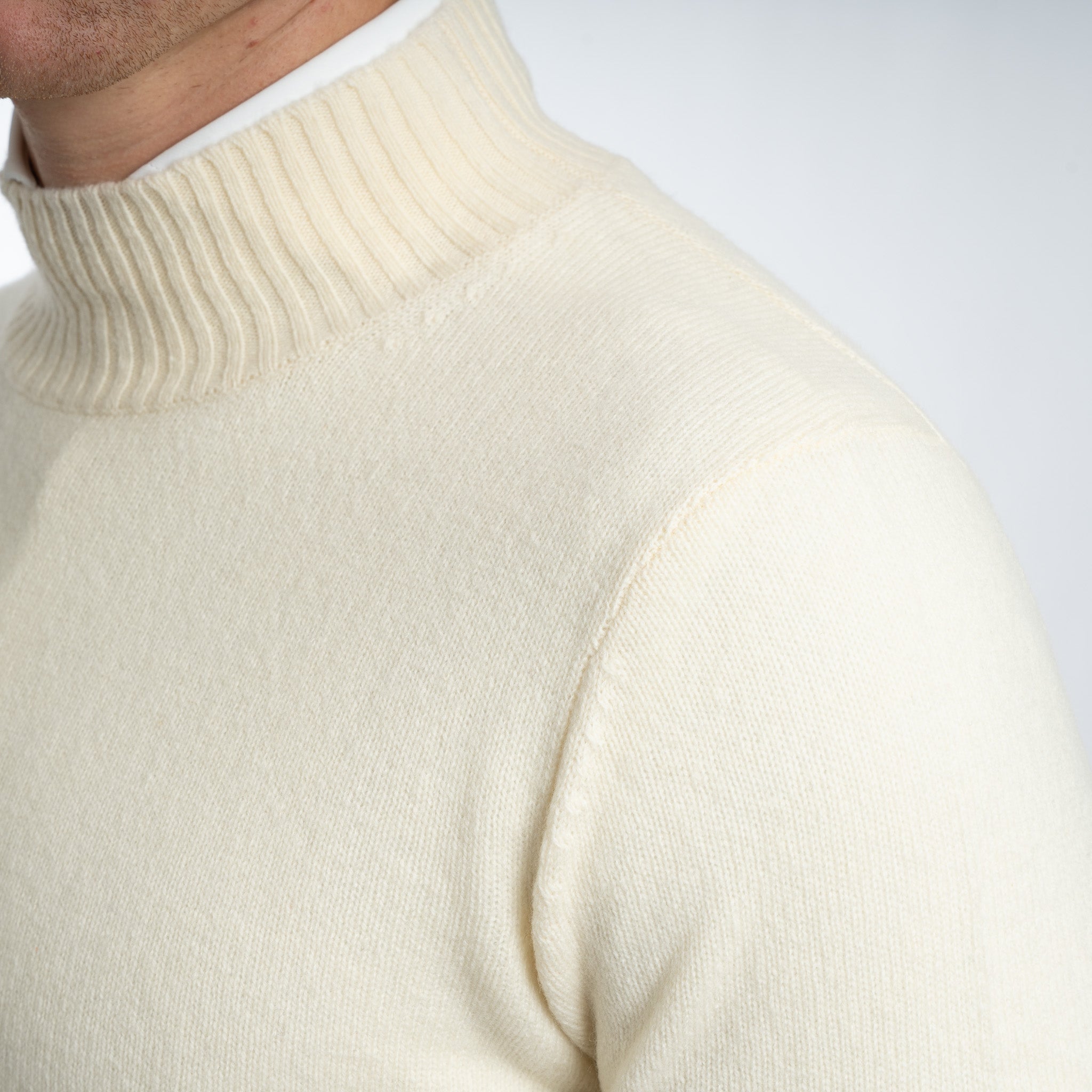 SEVEN DIALS Gebreide Turtleneck Trui Off-White | Emsley