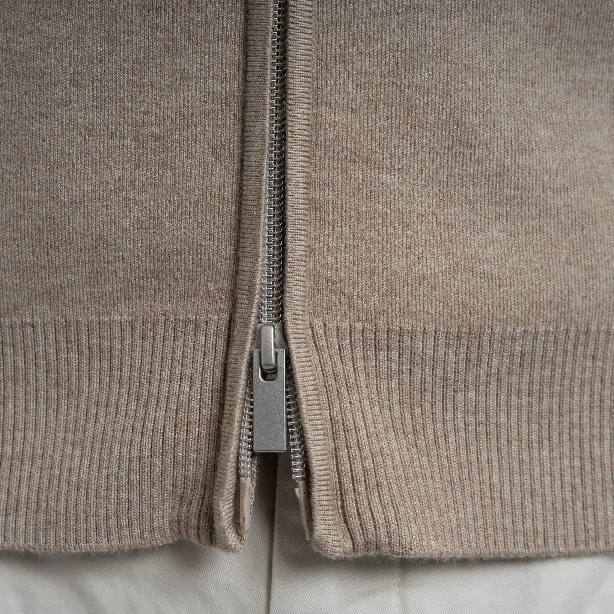 SEVEN DIALS Vest Beige | Wakeley