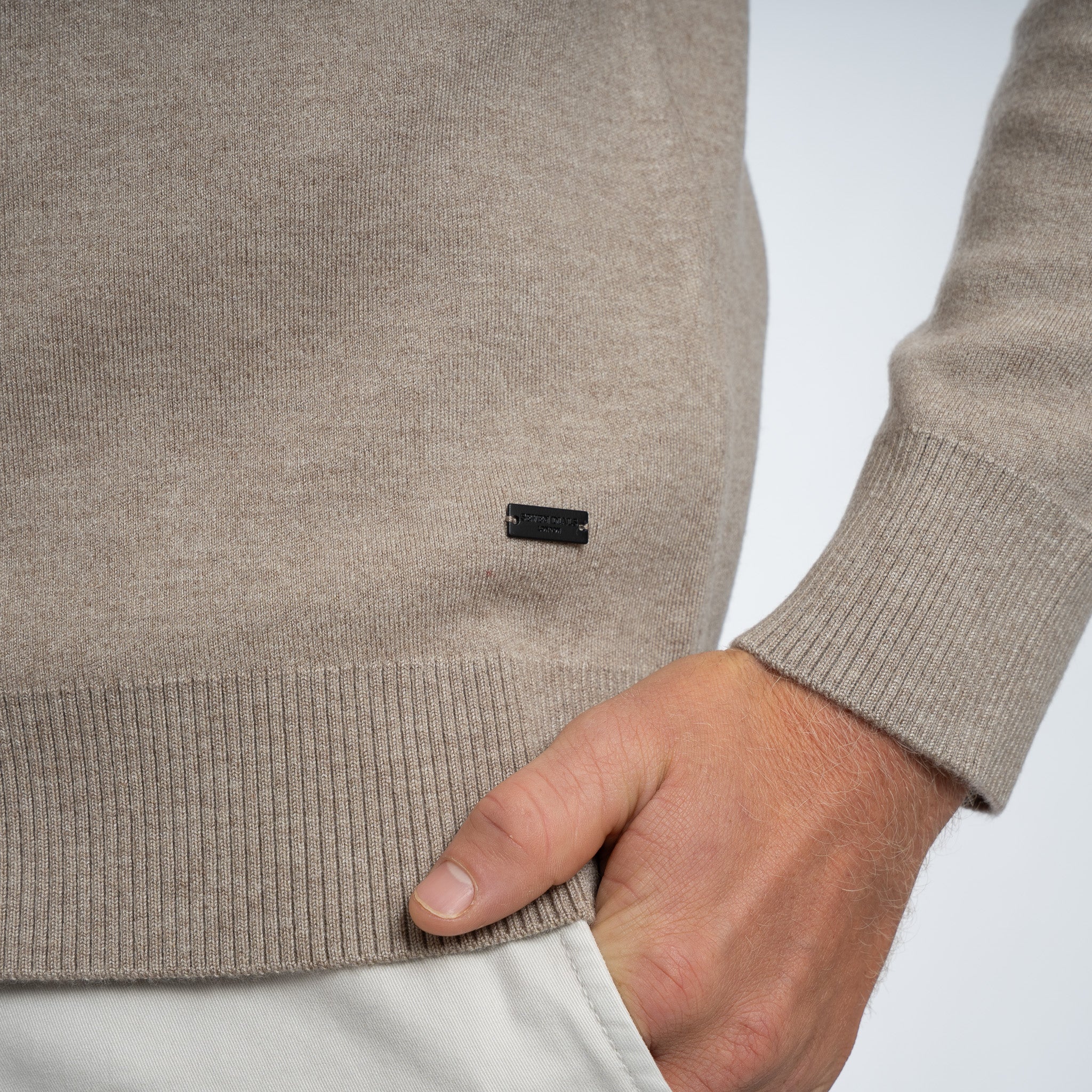 SEVEN DIALS Vest Beige | Wakeley