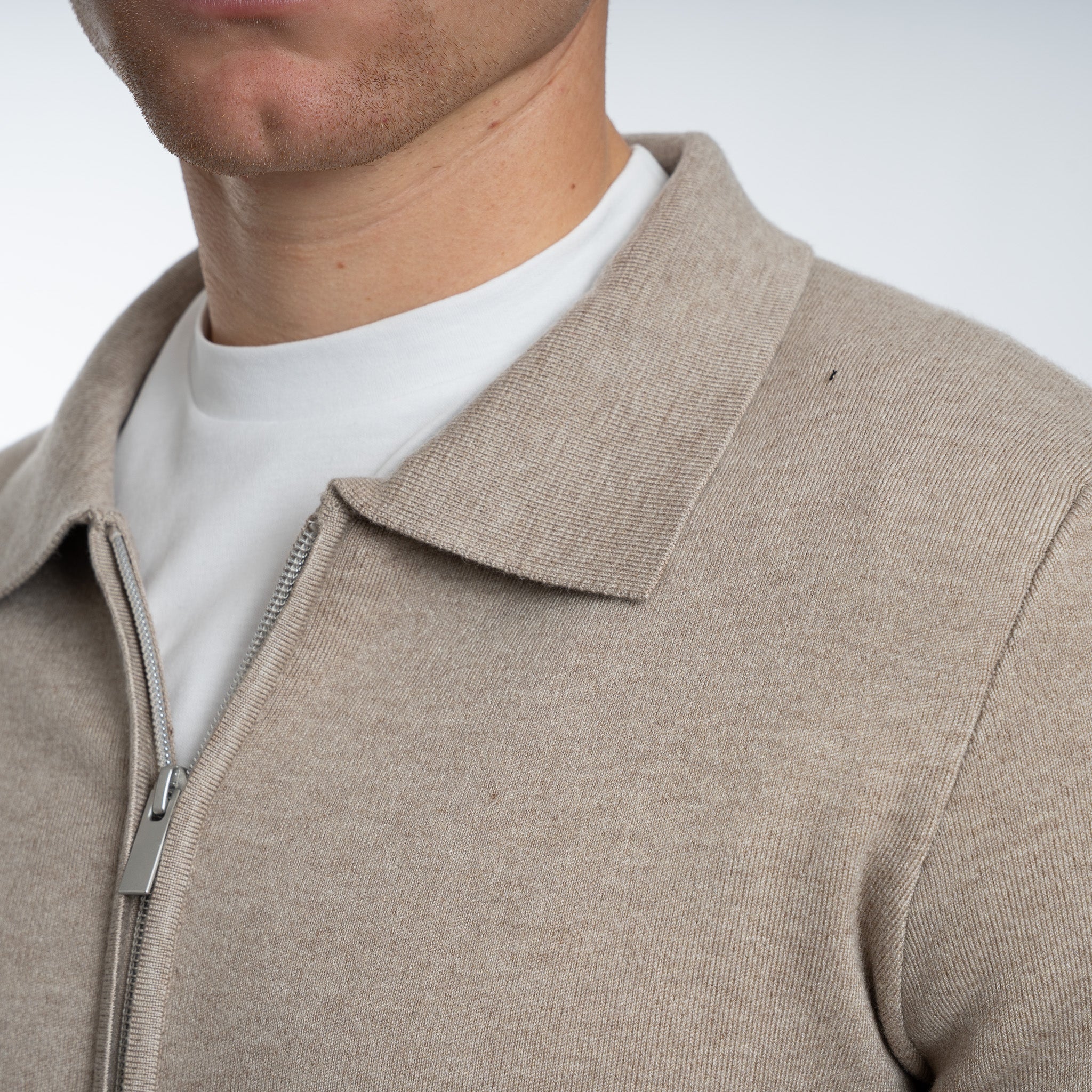 SEVEN DIALS Vest Beige | Wakeley