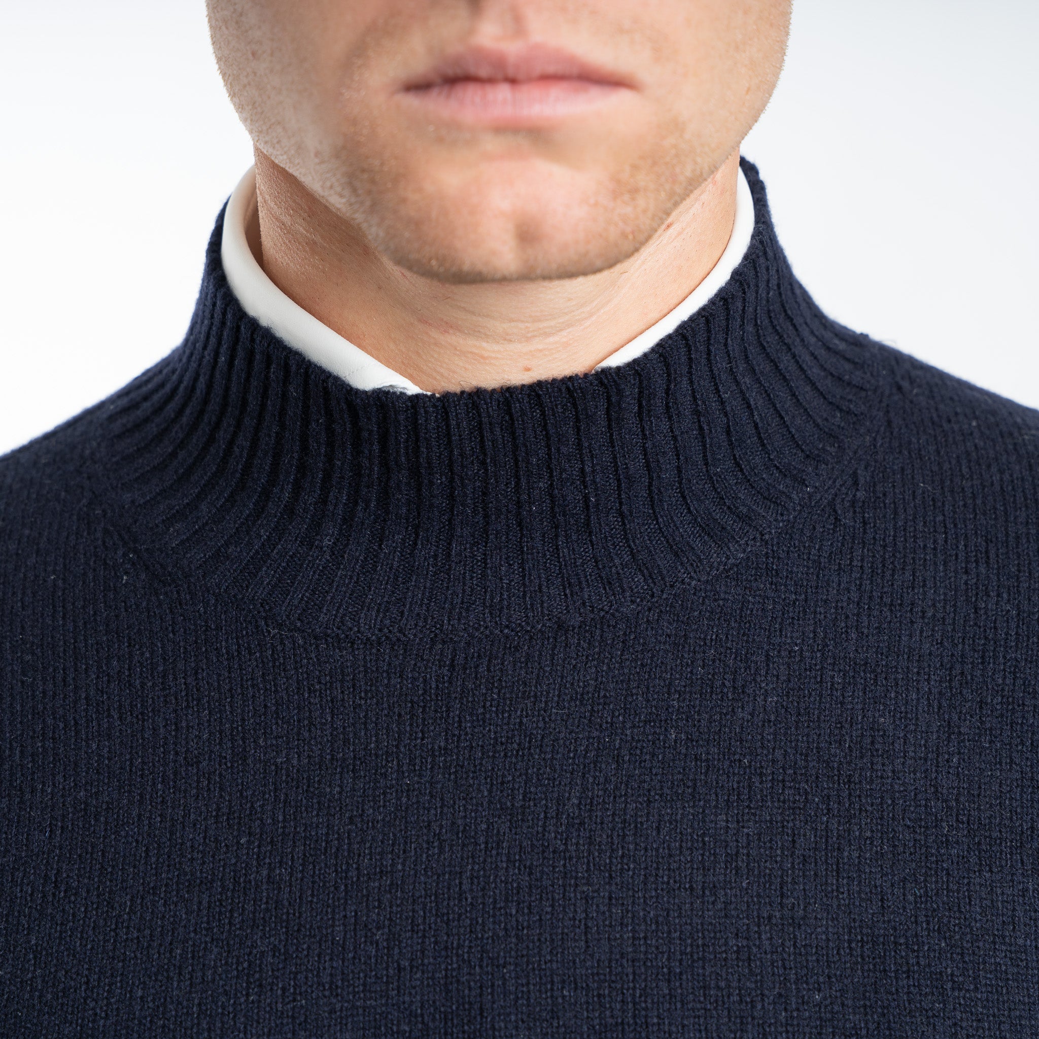 SEVEN DIALS Gebreide Turtleneck Trui Blauw | Emsley