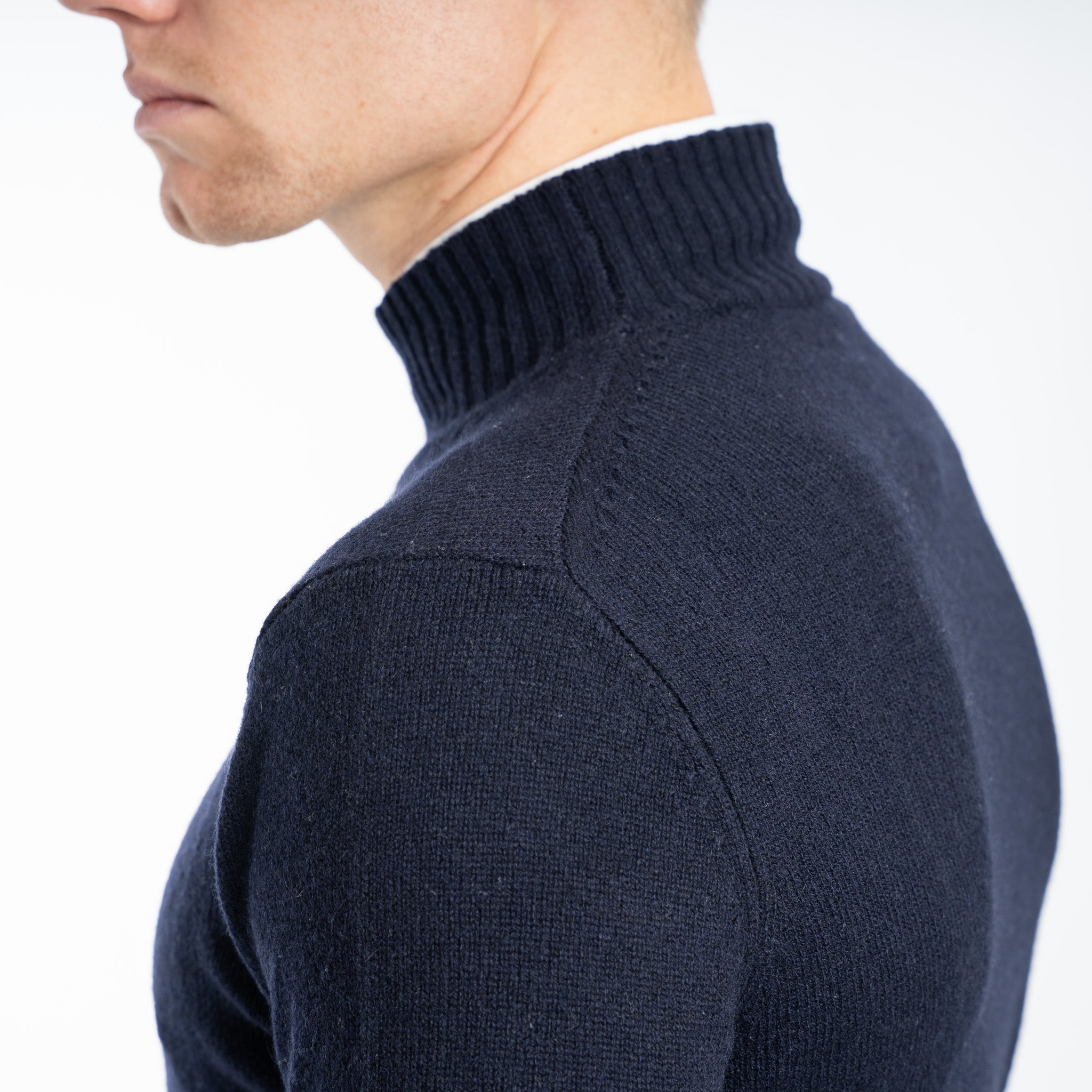 SEVEN DIALS Gebreide Turtleneck Trui Blauw | Emsley