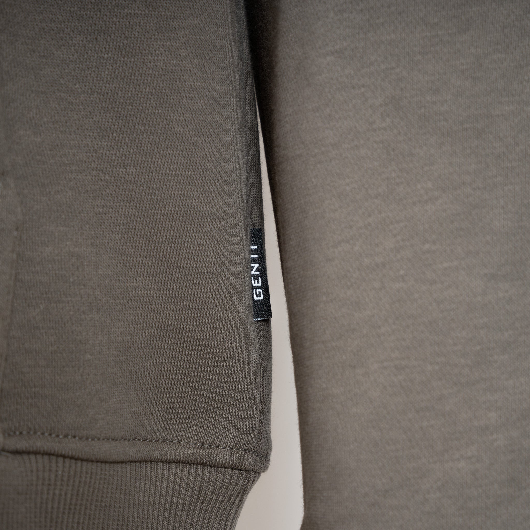 Genti Hoodie Bruin | Basic