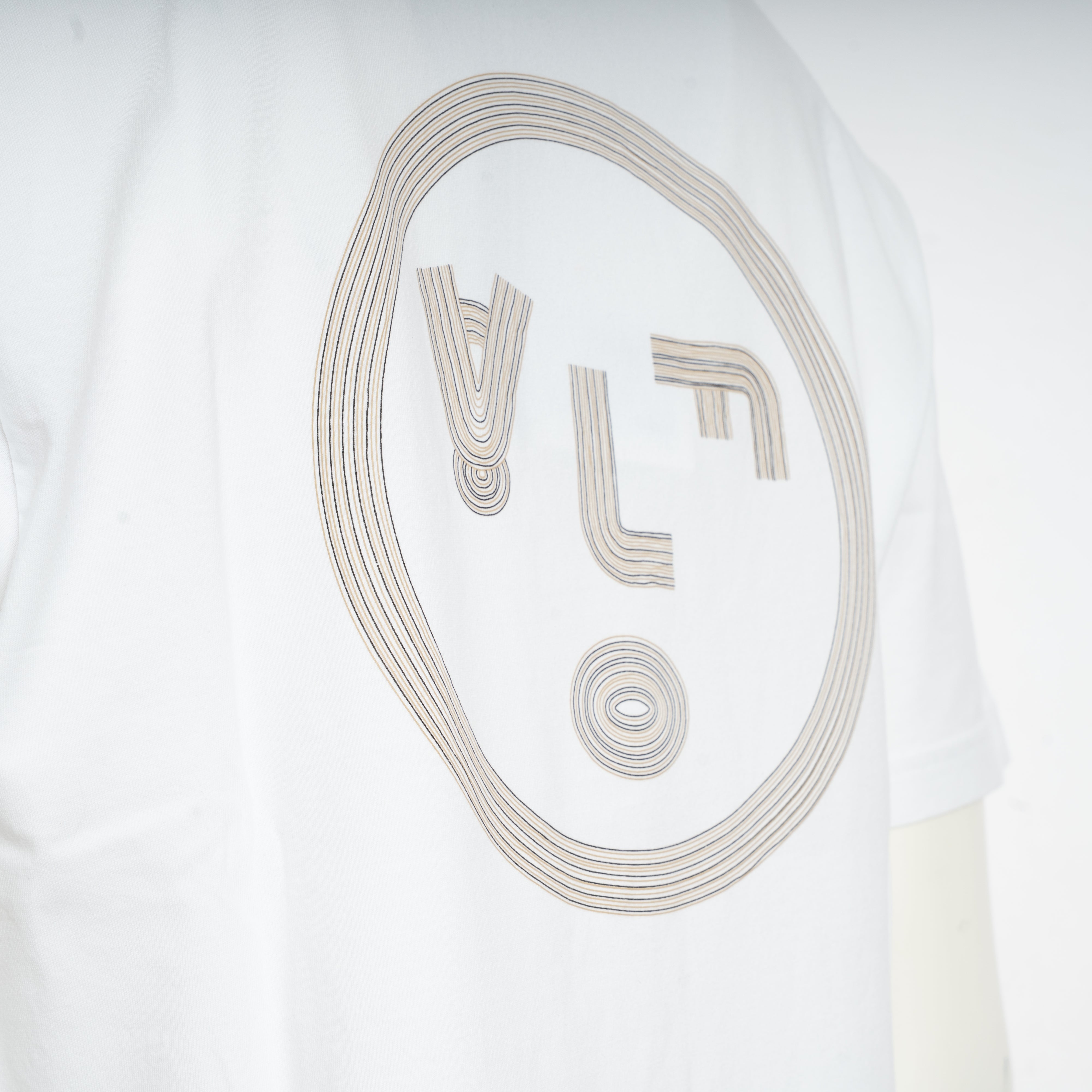 Olaf T-Shirt met Backprint Wit | Lined Face Tee