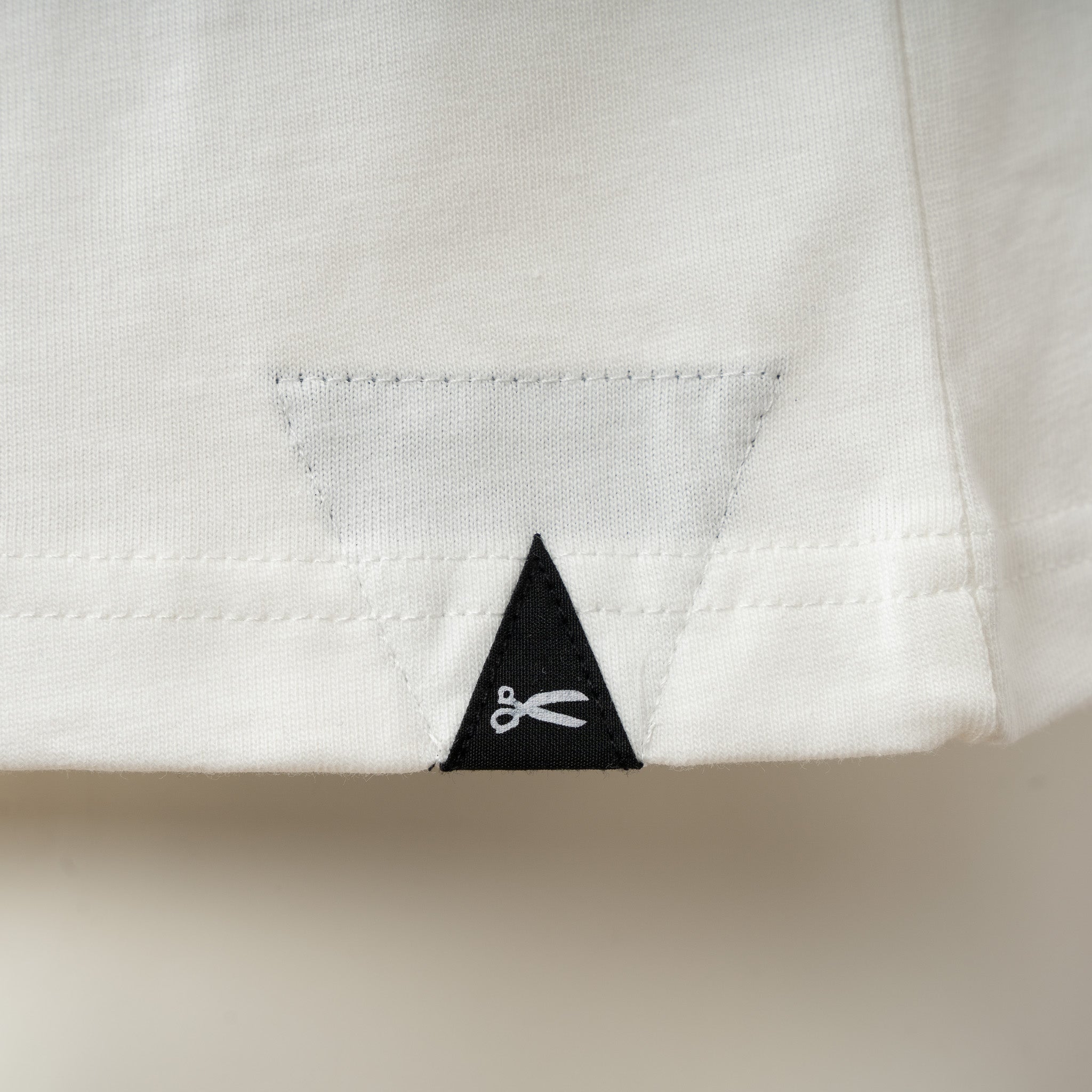 Denham T-Shirt Backprint Wit | Seal Graphic