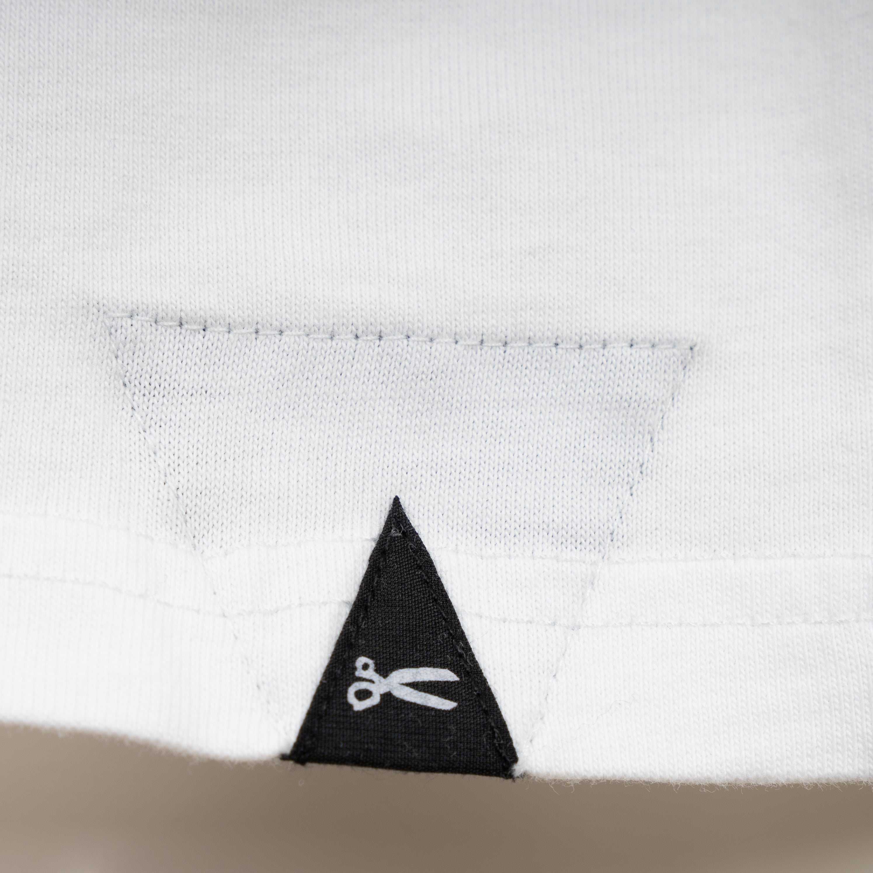 Denham T-Shirt Backprint Wit | Kansai Graphic Tee