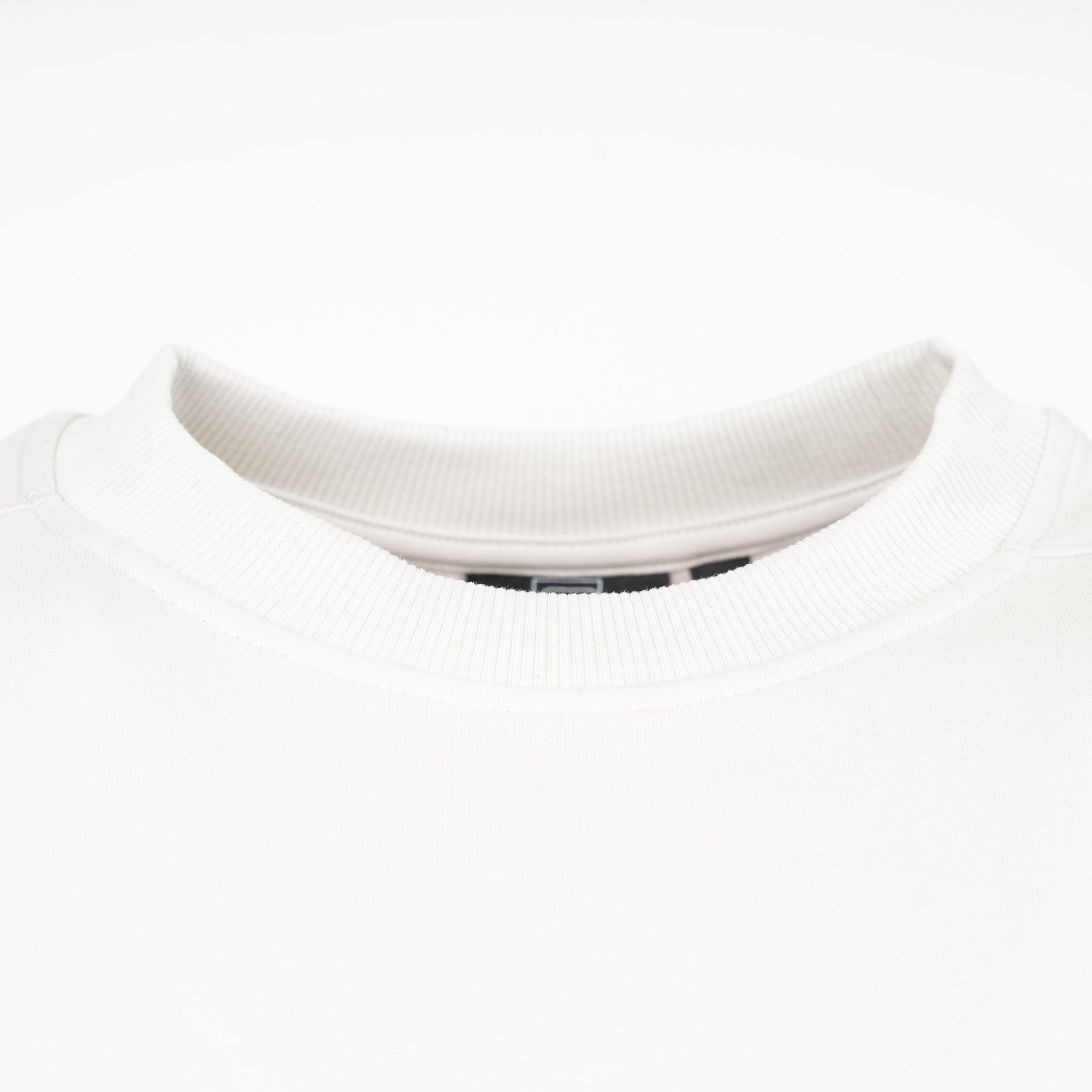 Genti T-Shirt Off-White | Relaxed Fit Cotton Tech