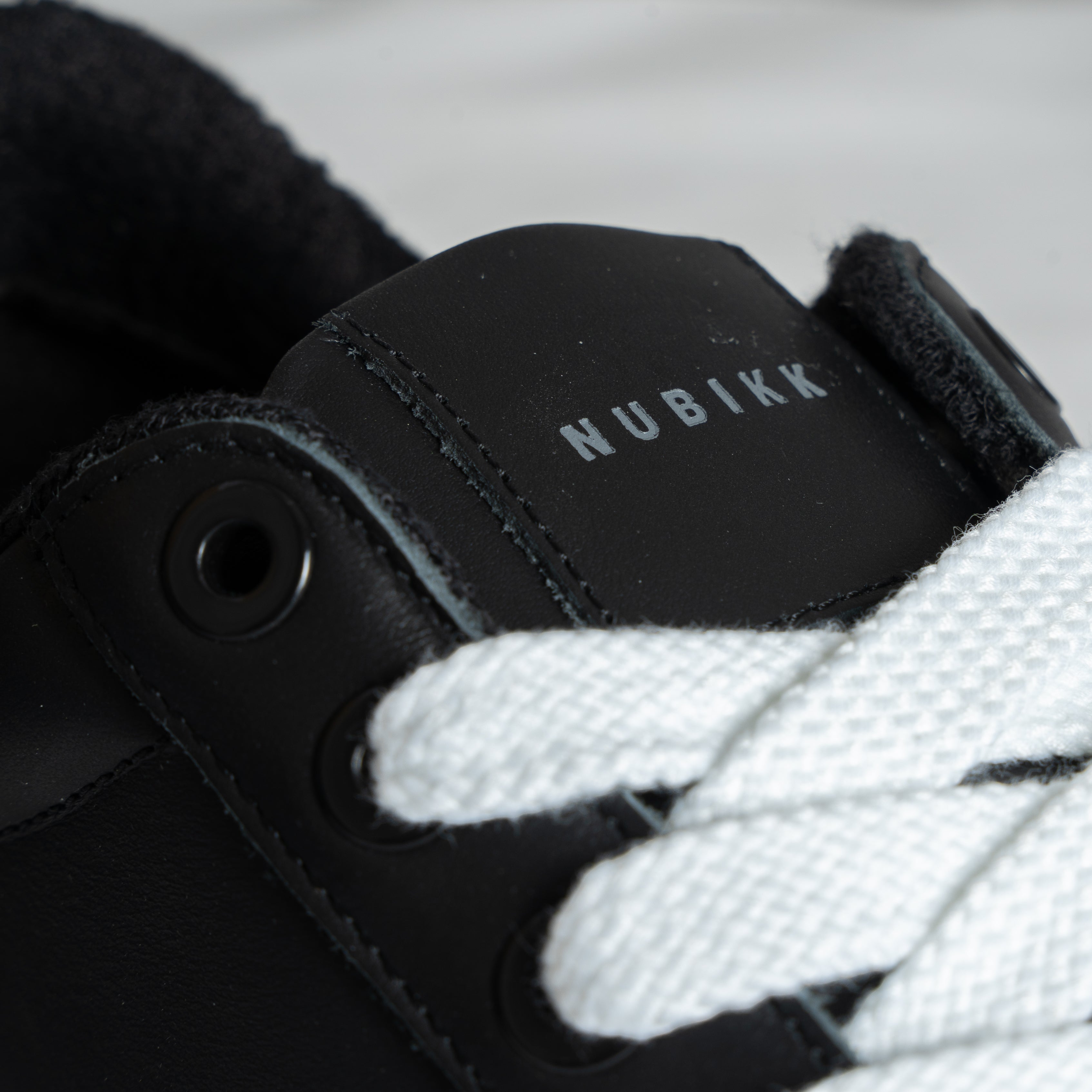 Nubikk Sneakers Zwart Leer | Caldera Tora