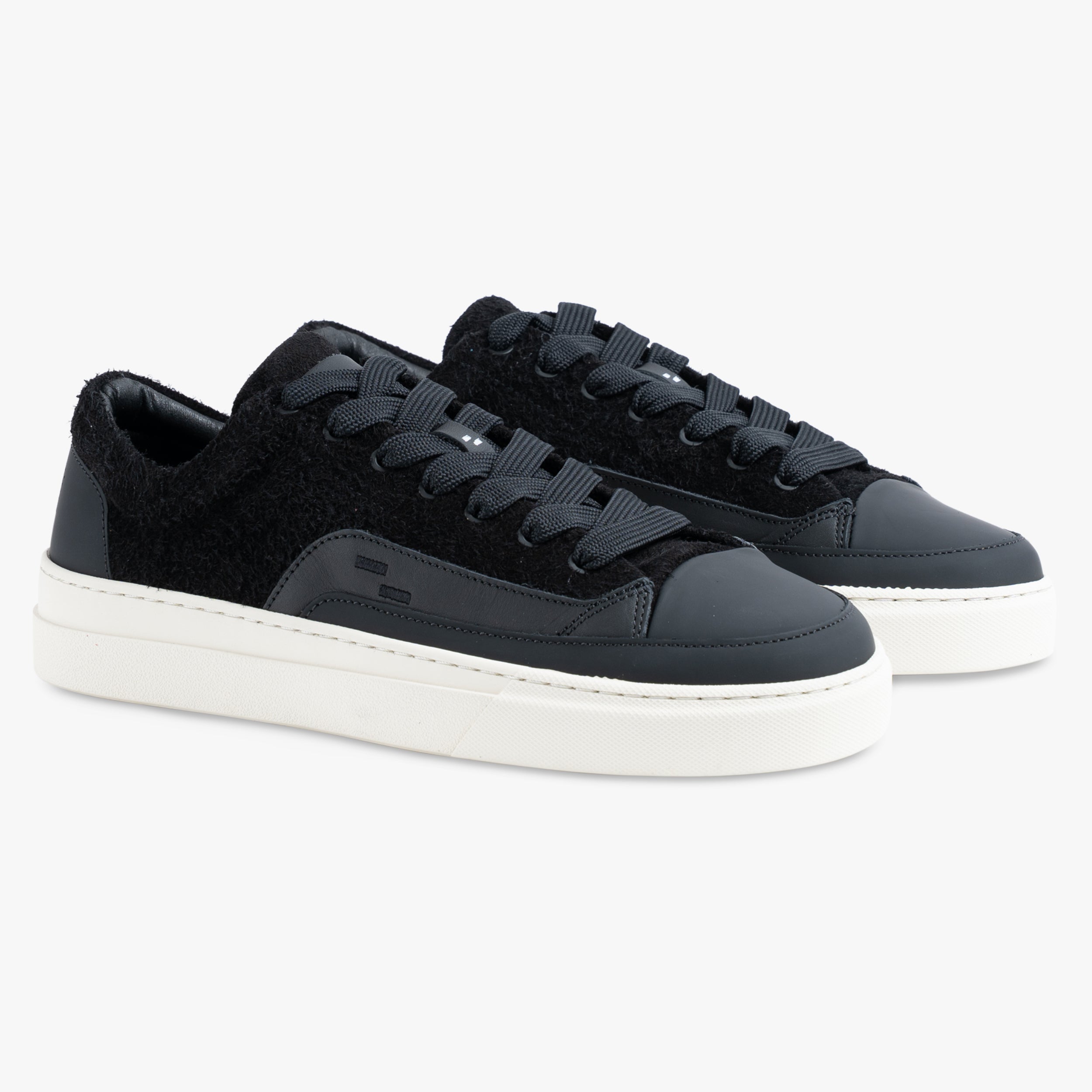 Filling Pieces Sneakers Zwart | Riviera Fuzz
