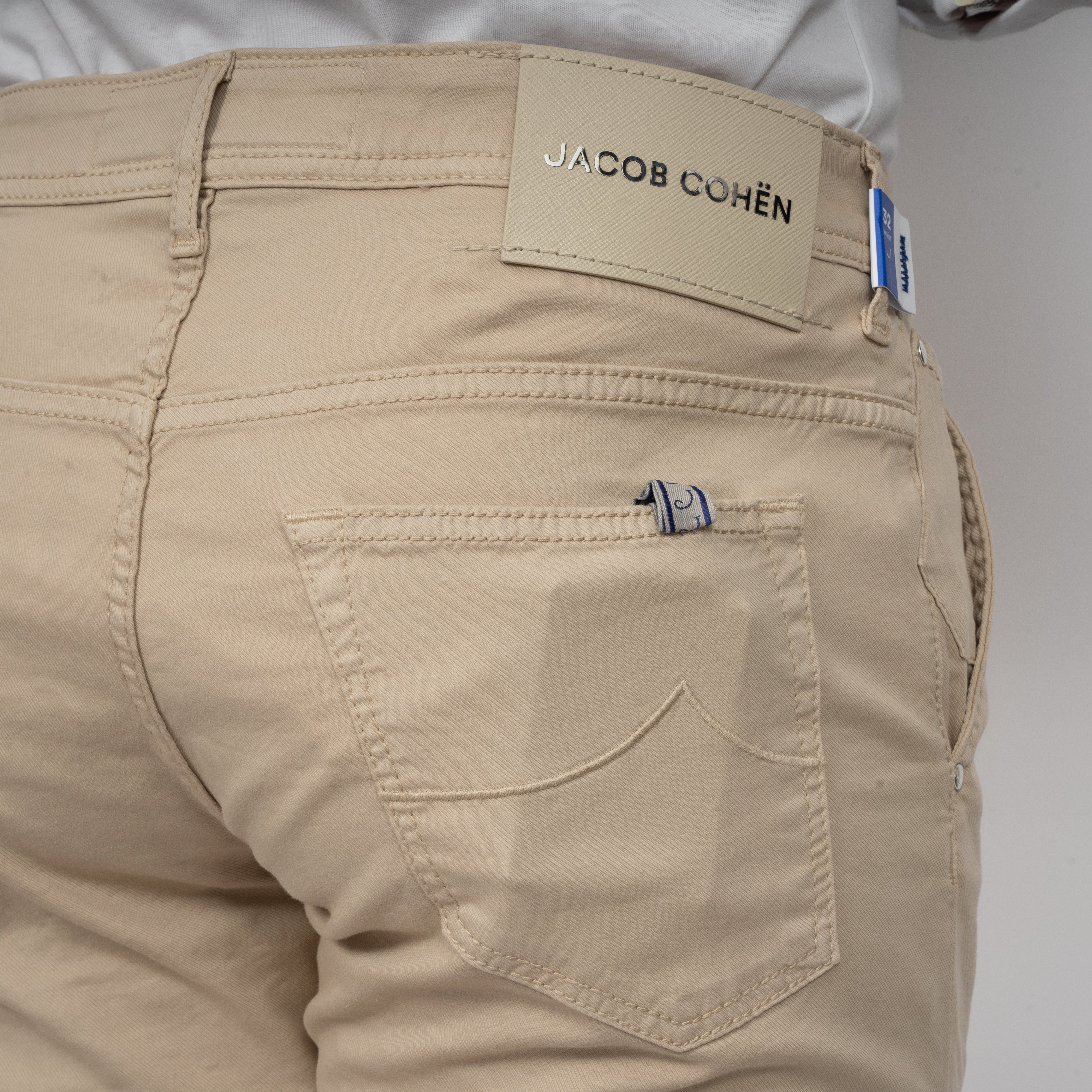 Jacob Cohen Korte Broek Beige | Lou
