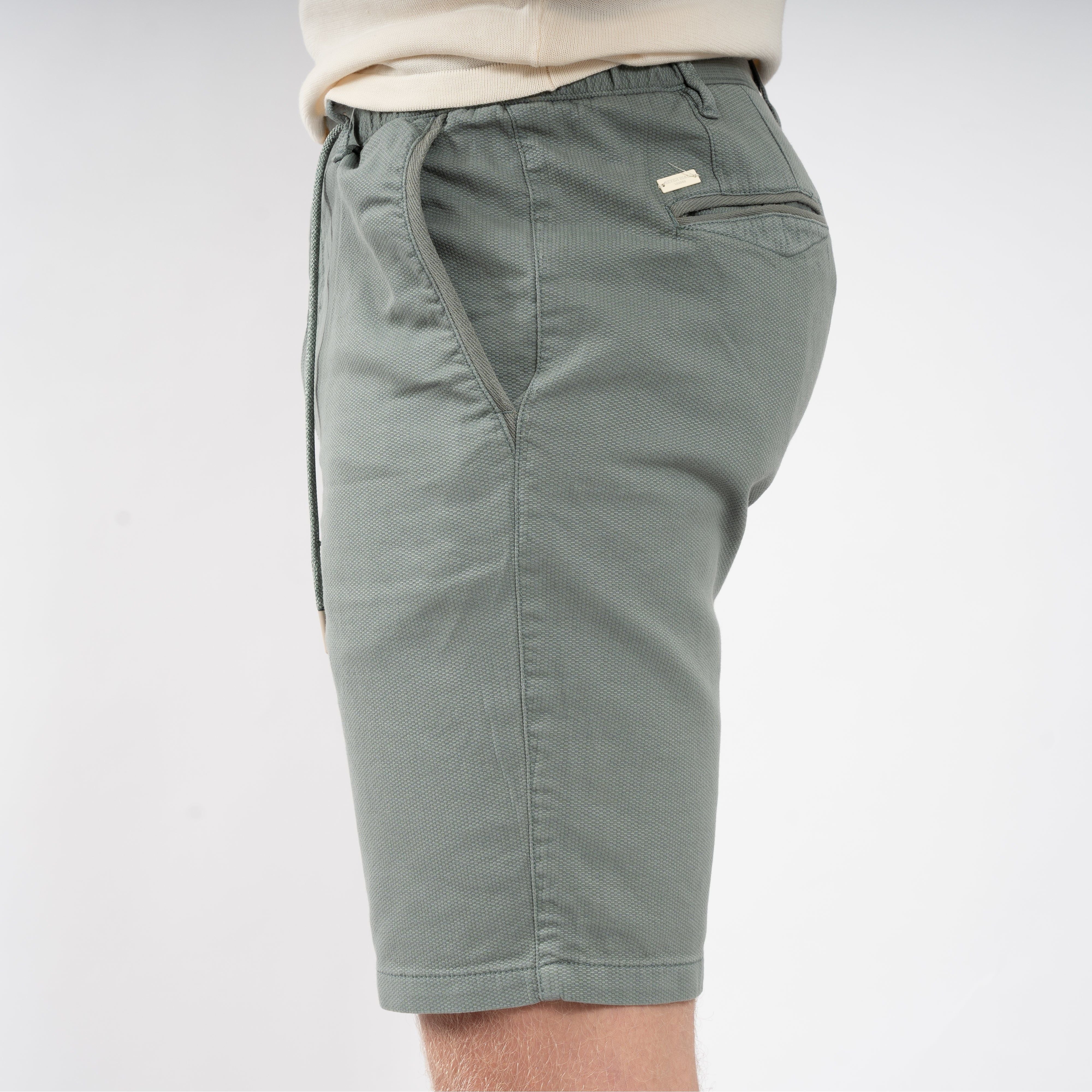 SEVEN DIALS Korte Broek Middelgroen | Audel