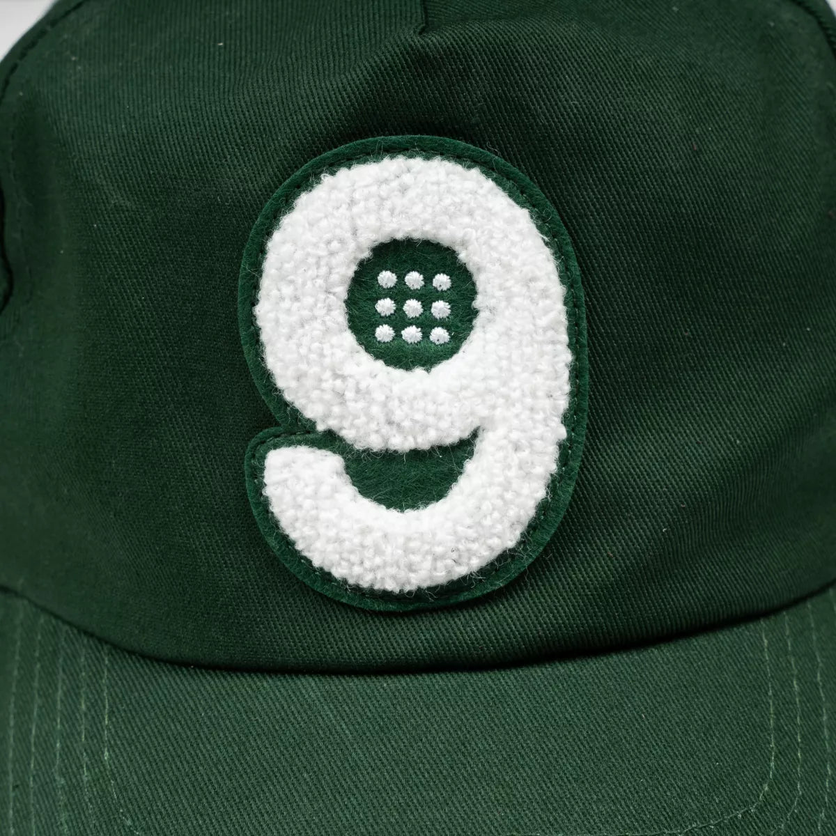 The New Originals Pet Donkergroen | Number 9 Cap