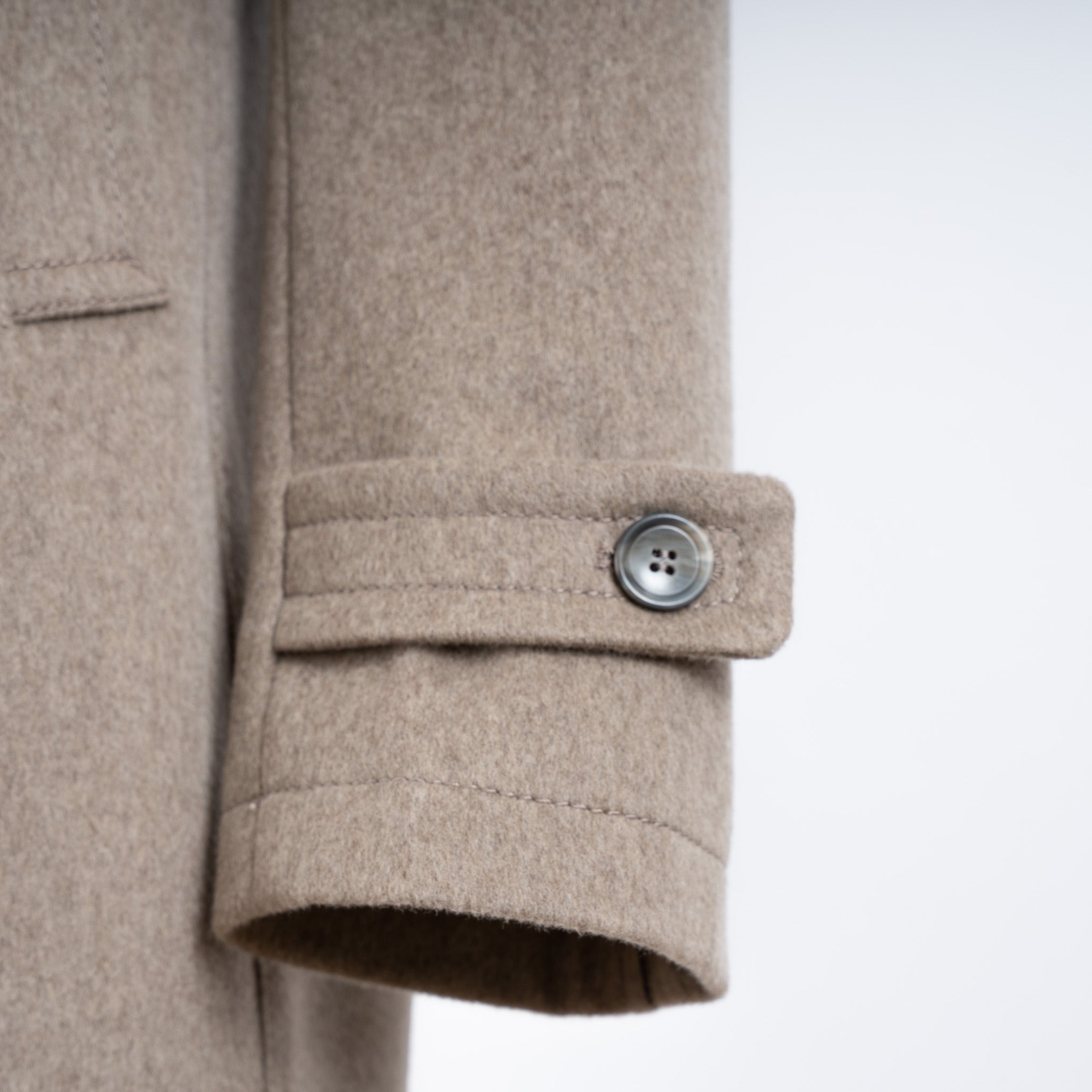 TAGLIATORE Double-Breasted Mantel Beige | Charlie