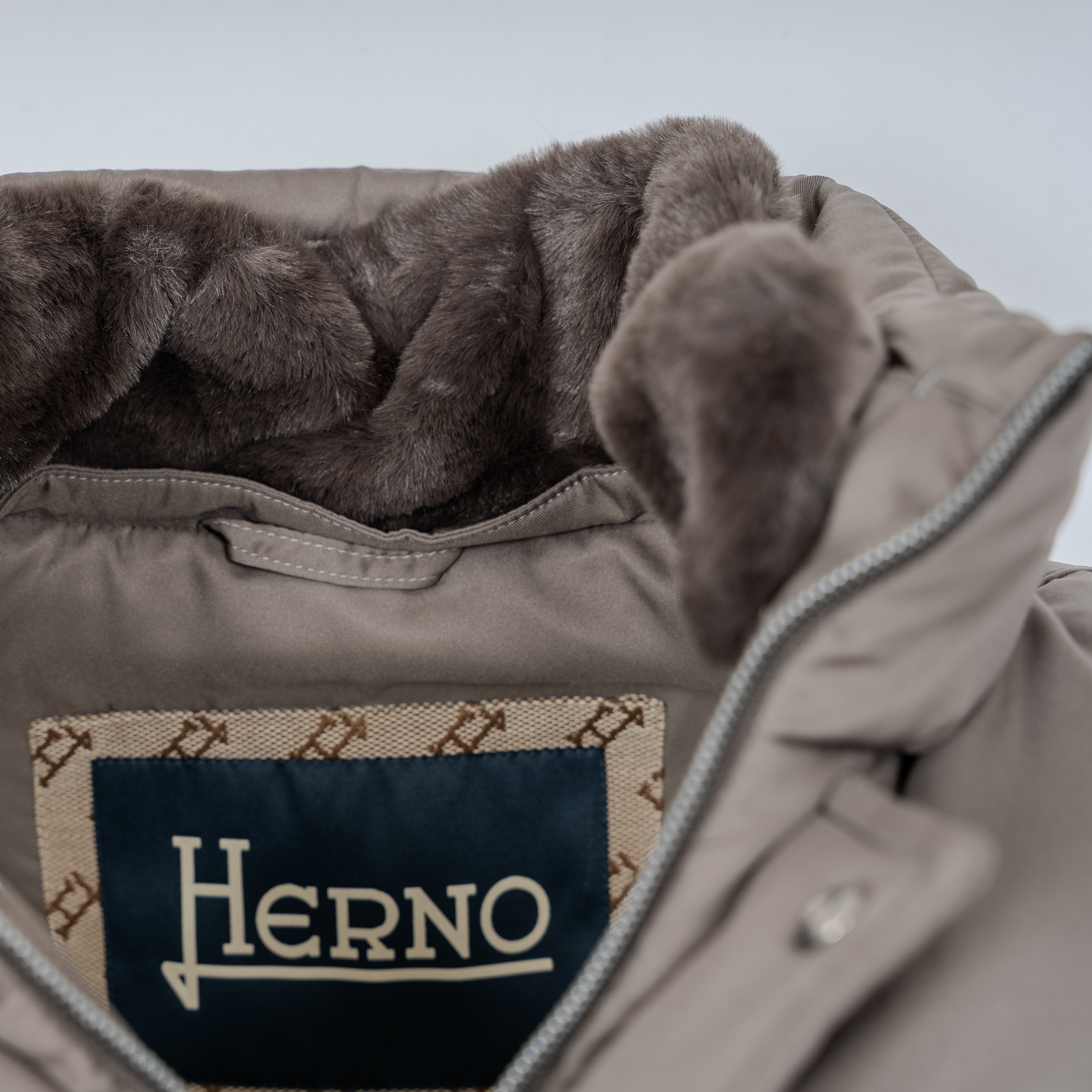 Herno Bomberjack Taupe | Polar-Tech