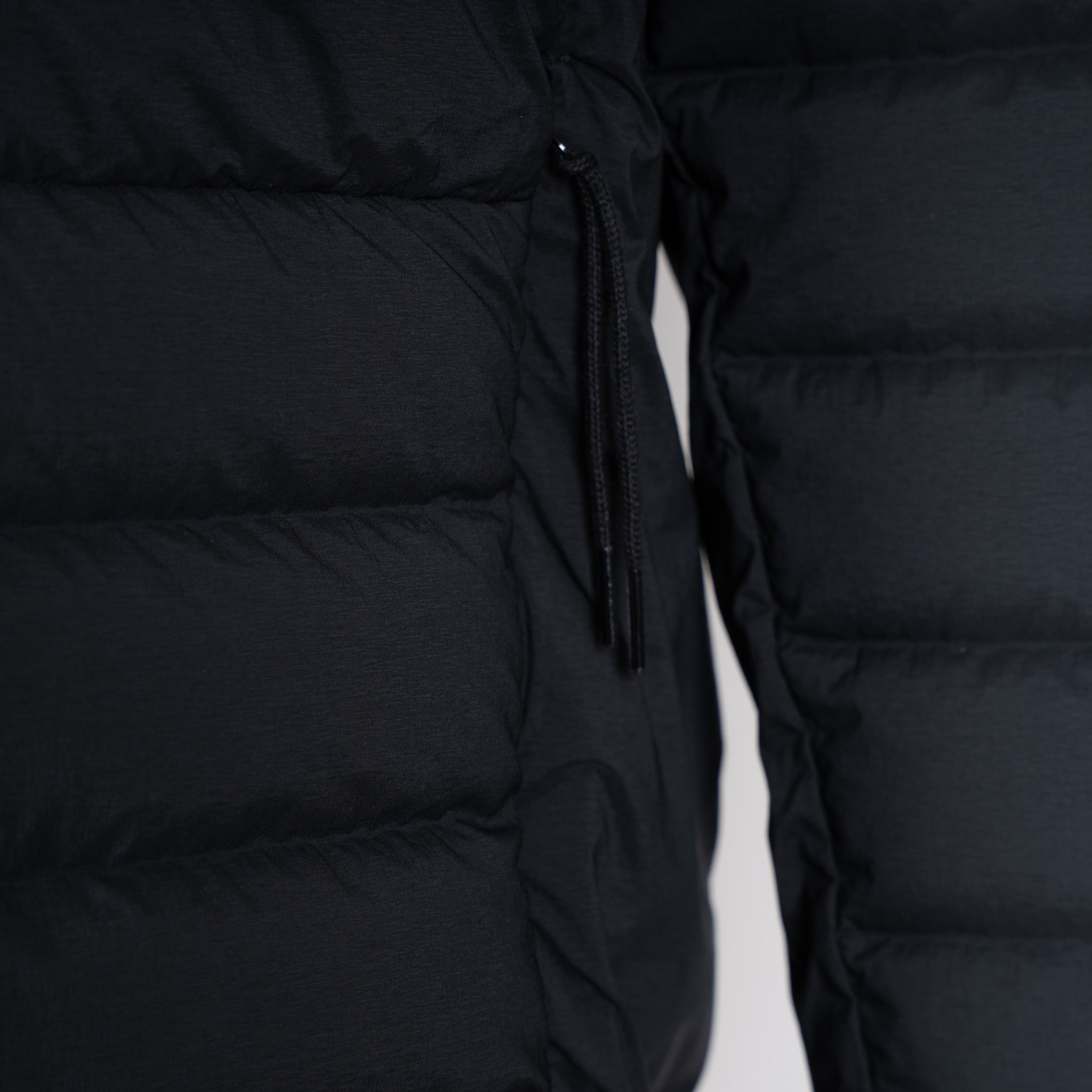 Stone Island Donsjas Zwart | Tunnel Nylon Down