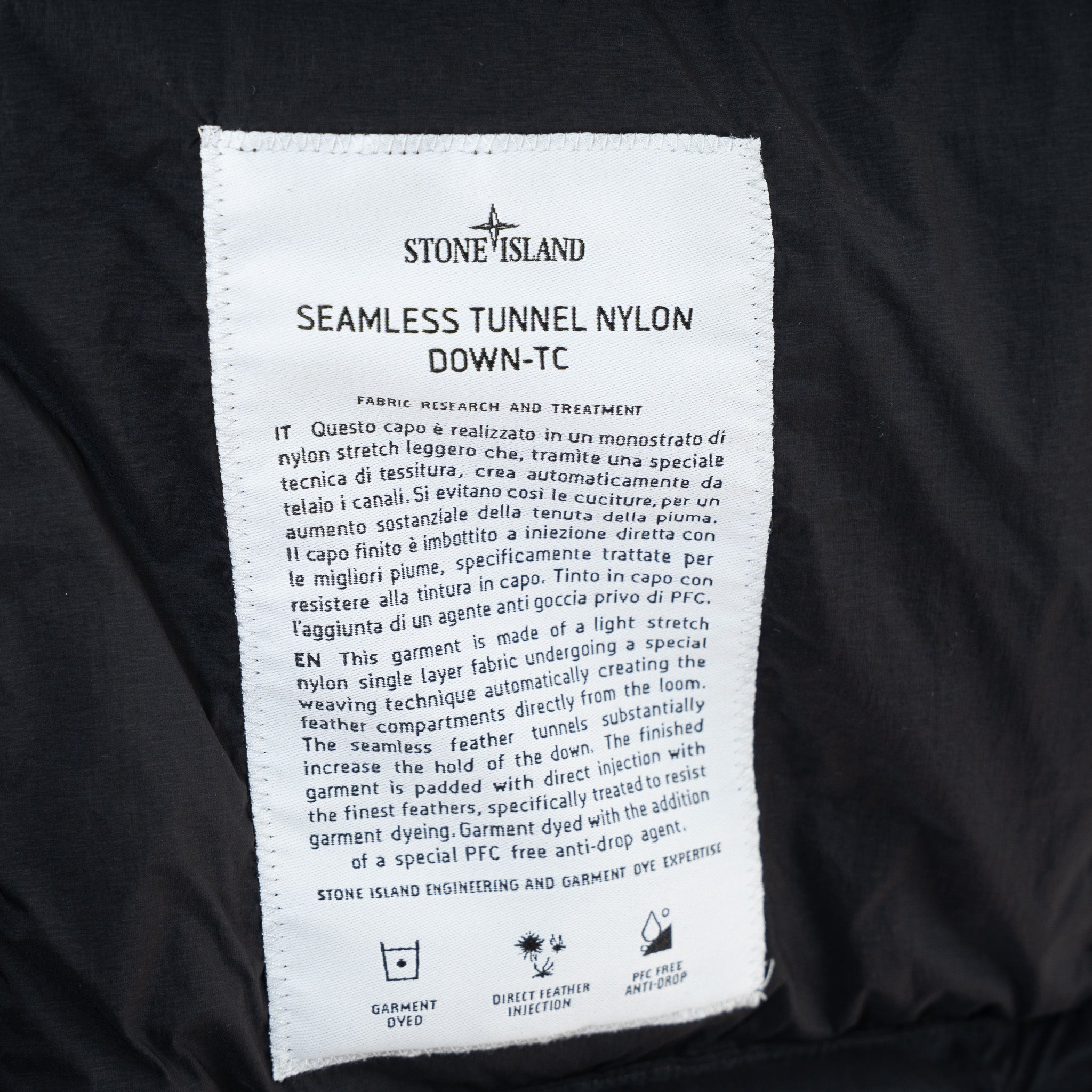 Stone Island Donsjas Zwart | Tunnel Nylon Down
