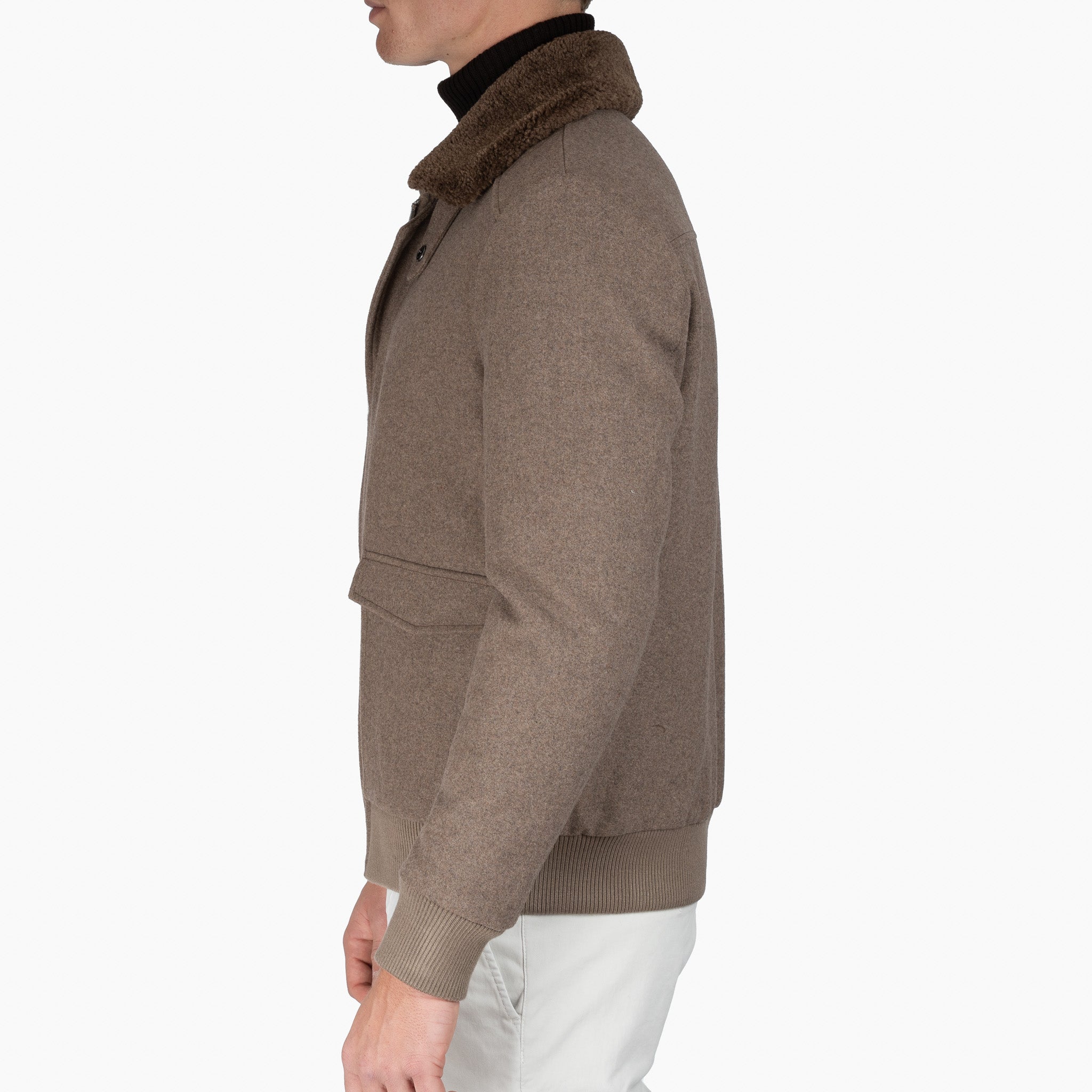 SEVEN DIALS Bomberjack Bruin | John