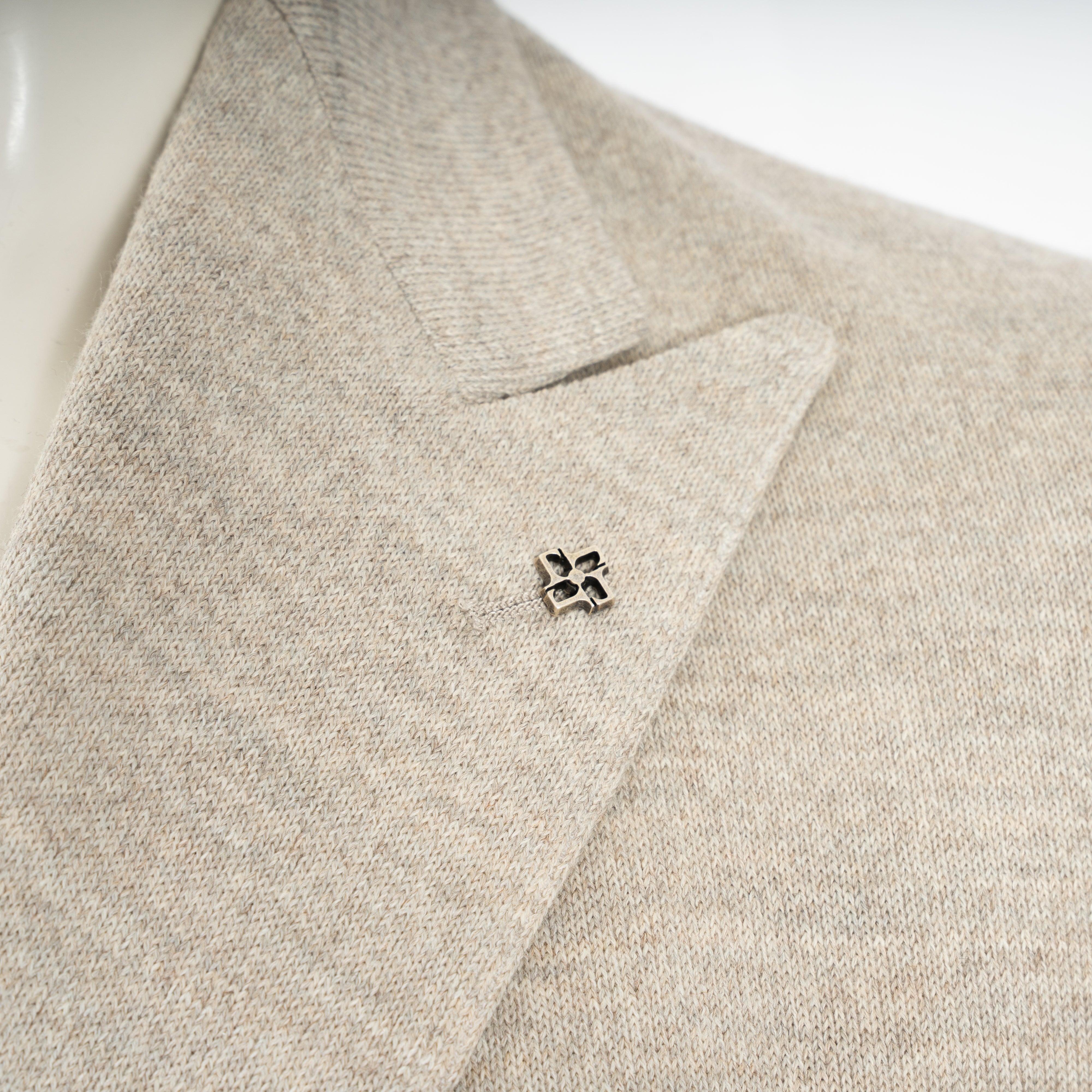TAGLIATORE Double-Breasted Jersey Colbert Beige