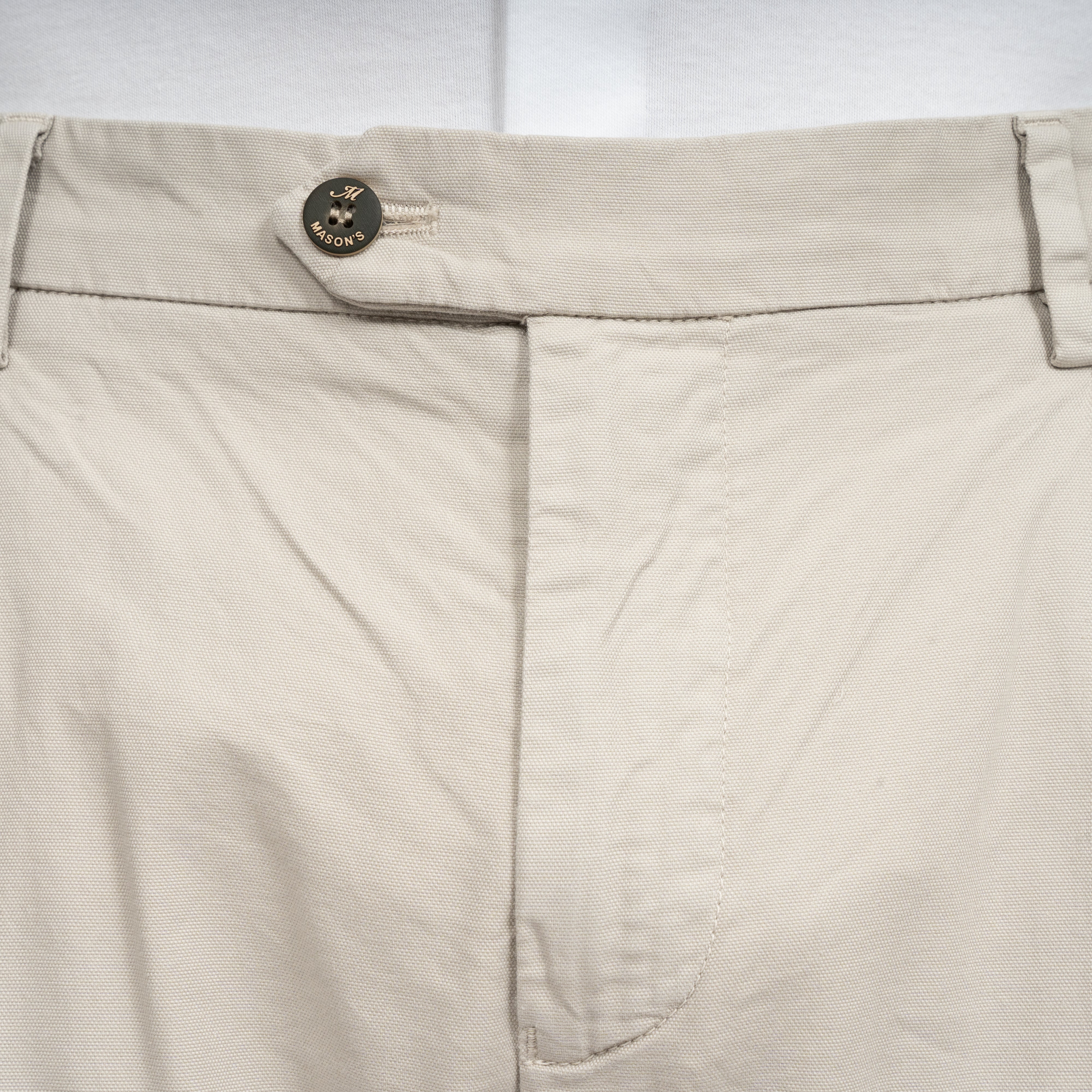 Mason's Chino met Bandplooi Beige | New York Time