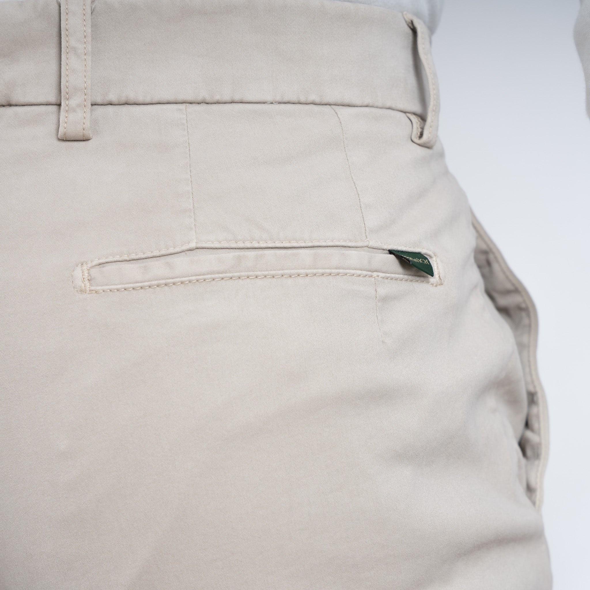 Berwich Chino Zand | Morello