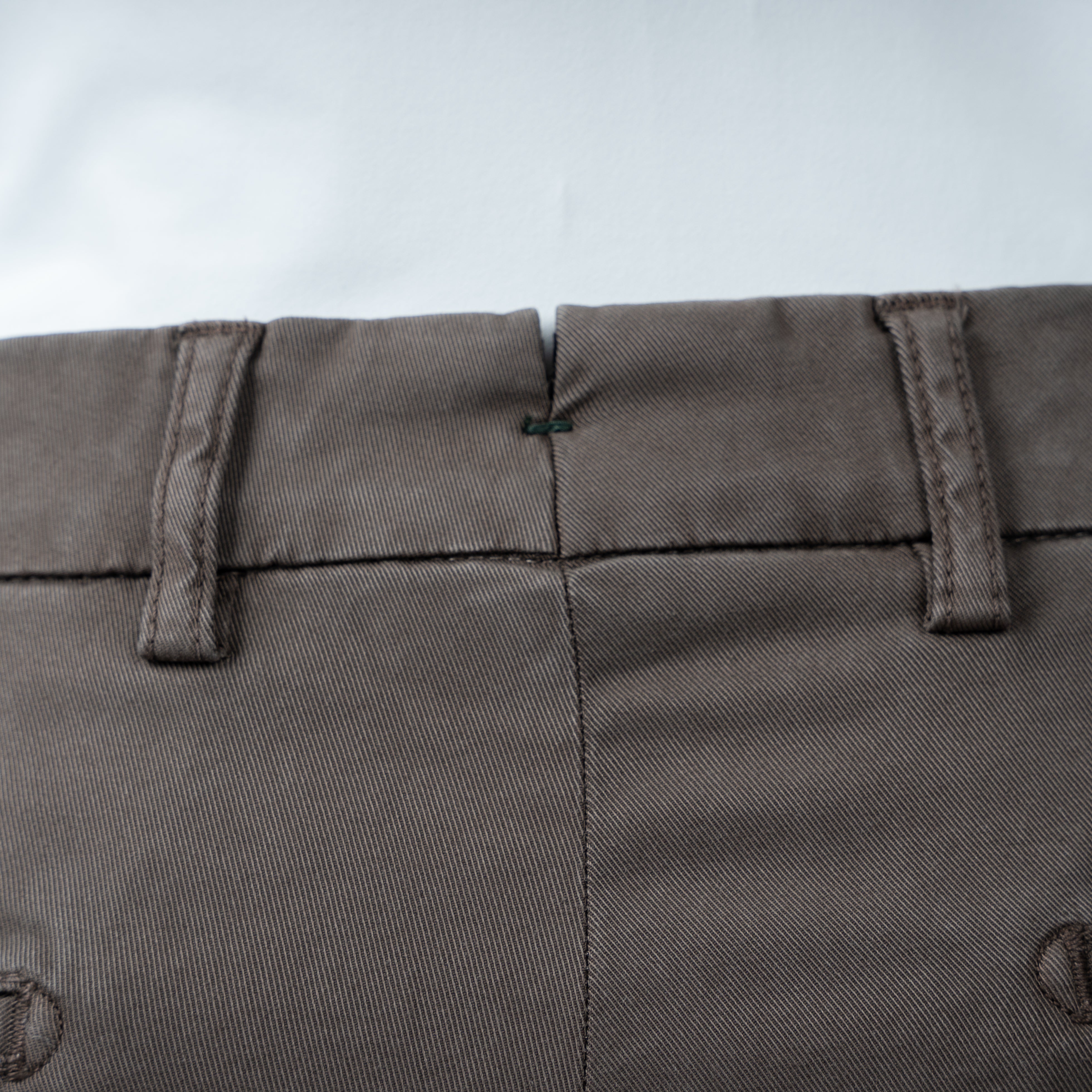 Berwich Chino Bruin | Morello-GD