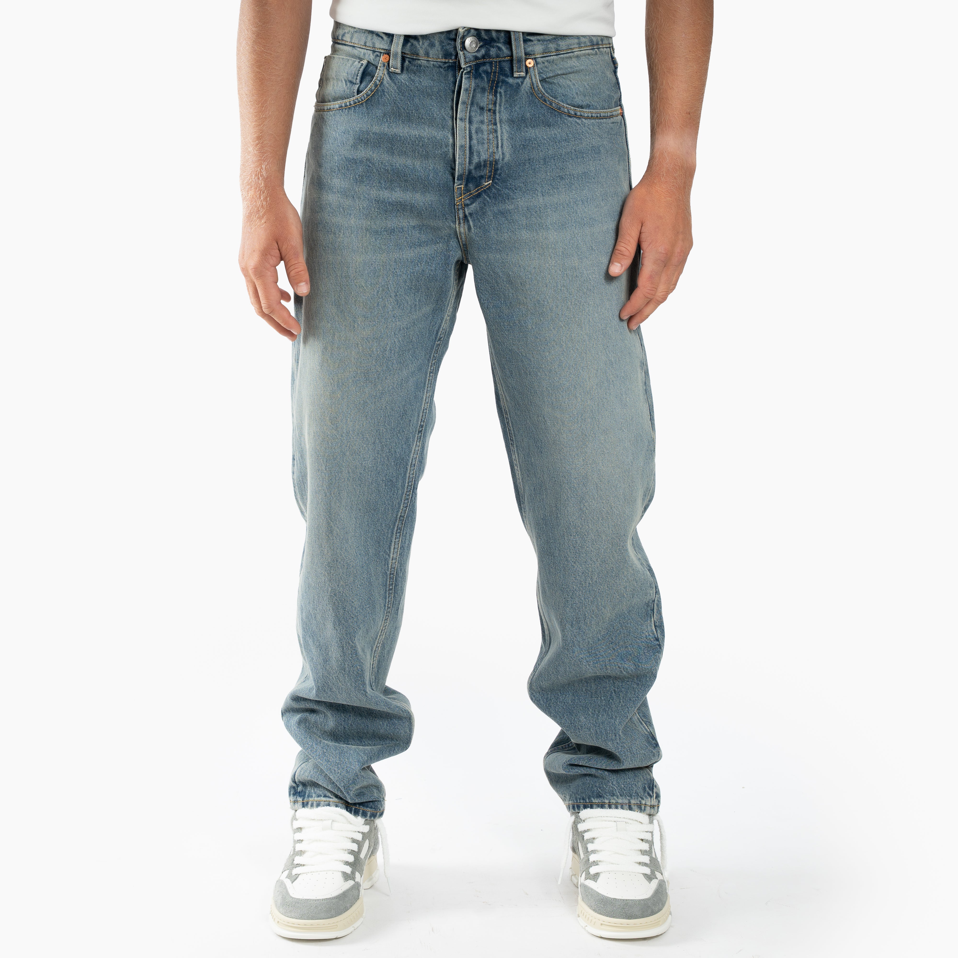 Tenue. Jeans Middenblauw | Penn Arroyo