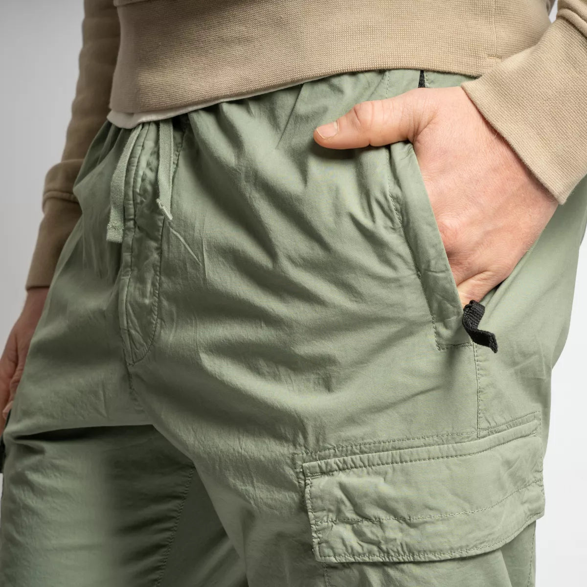 Stone Island Cargopants Sage Groen | Paracadute