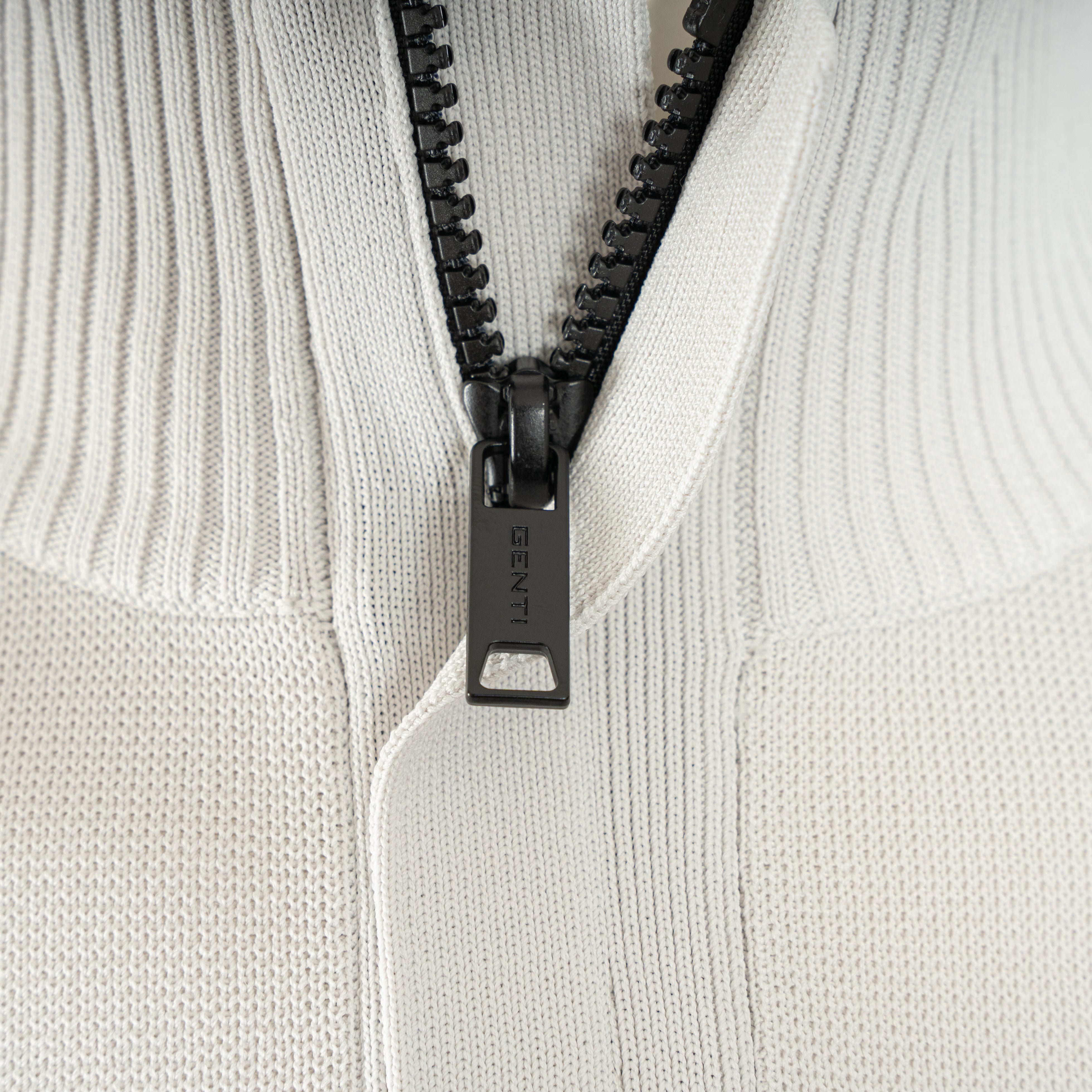 Genti Trui met Rits Kit Wit | Cool Dry