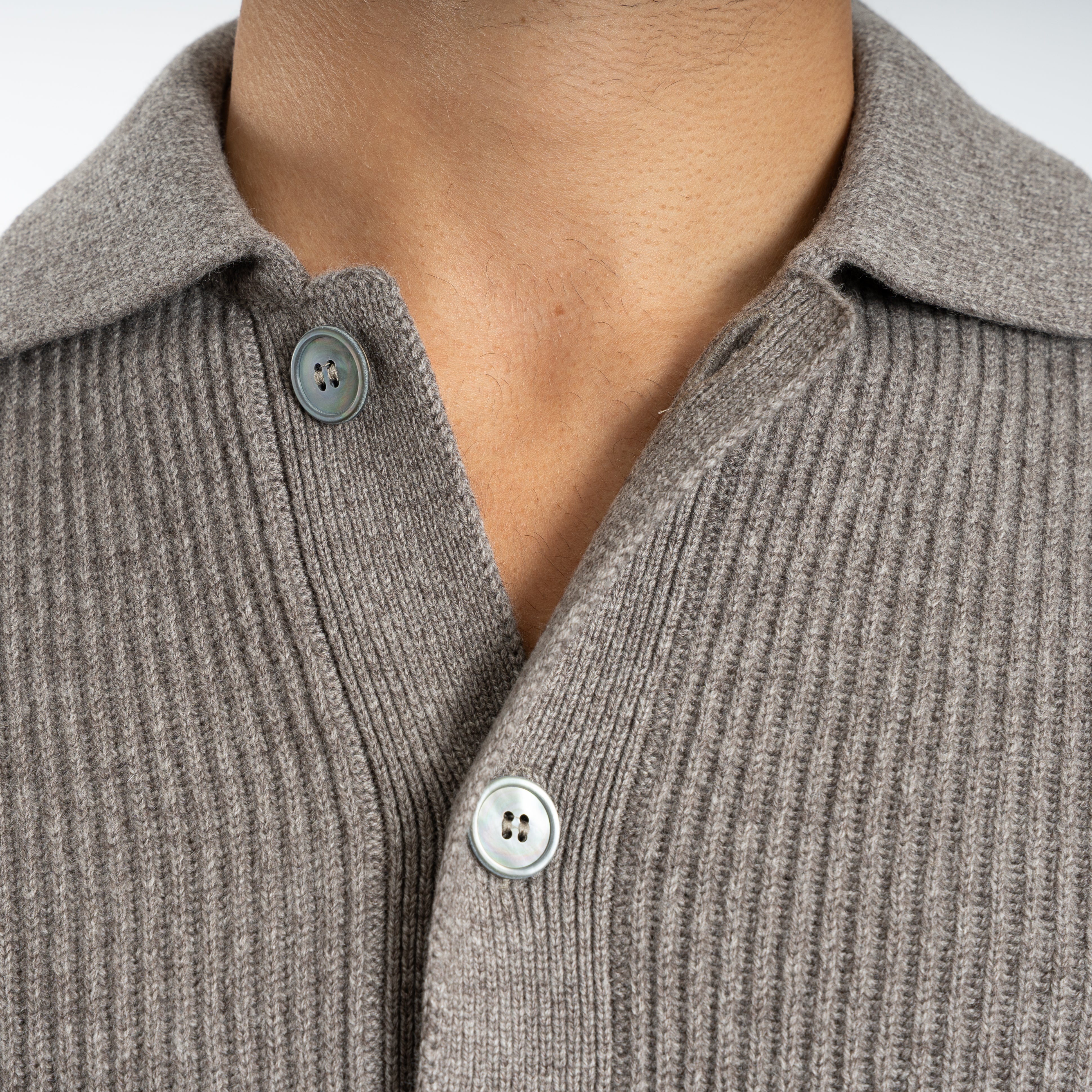Gran Sasso Gebreid Knoopvest Taupe | Cashmere Lana