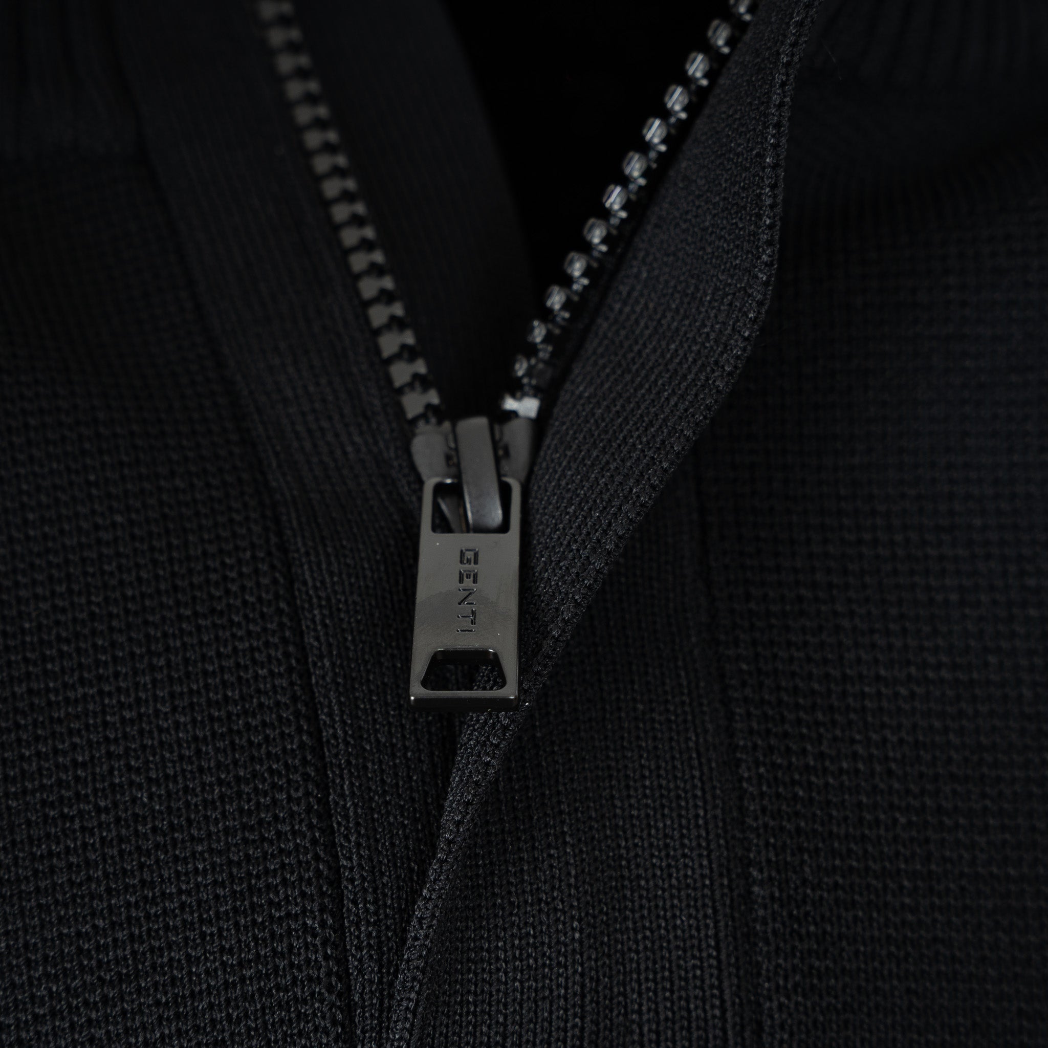 Genti Trui met Rits Zwart | Cool Dry