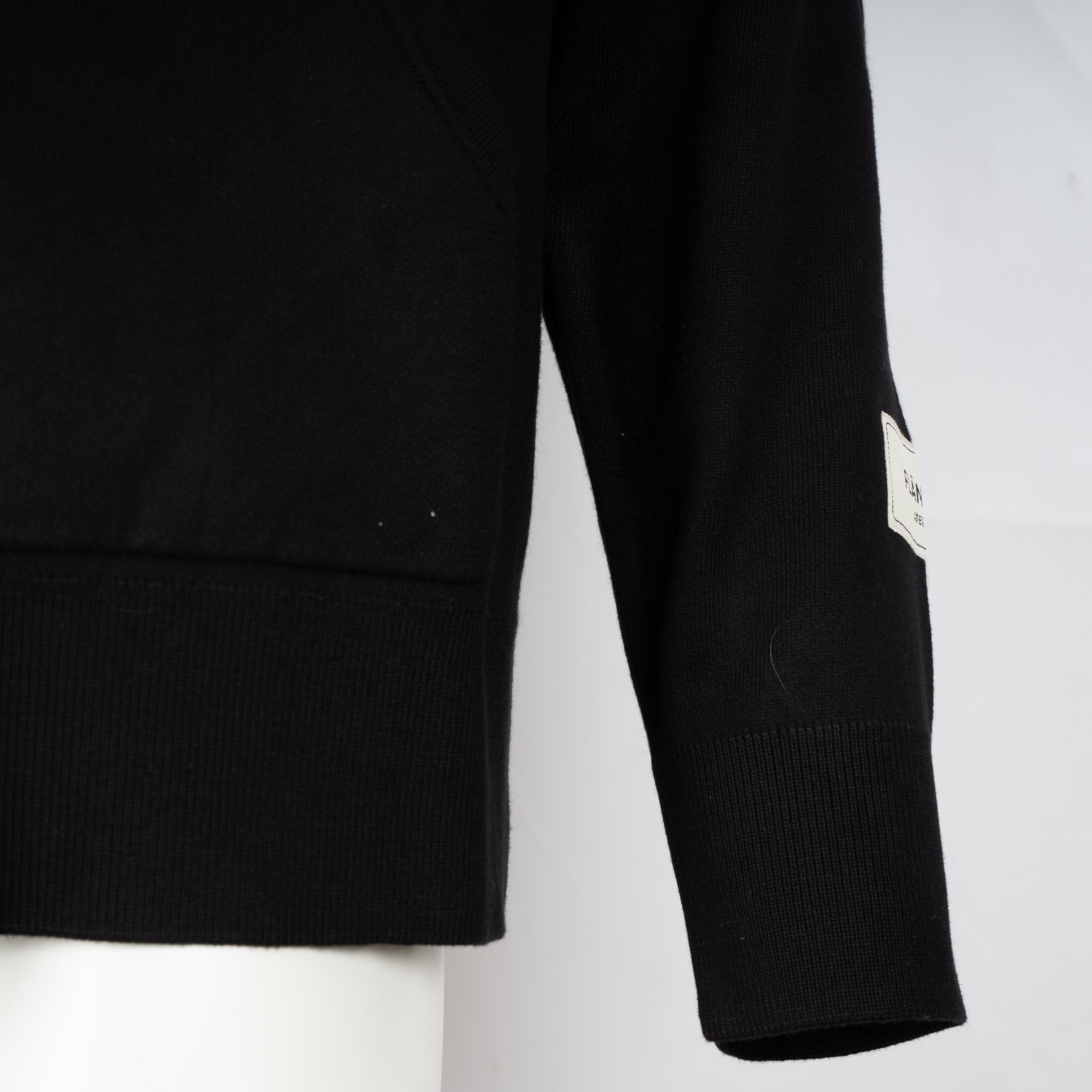 Flaneur Vest Zwart | Atelier Knit Zip-Up