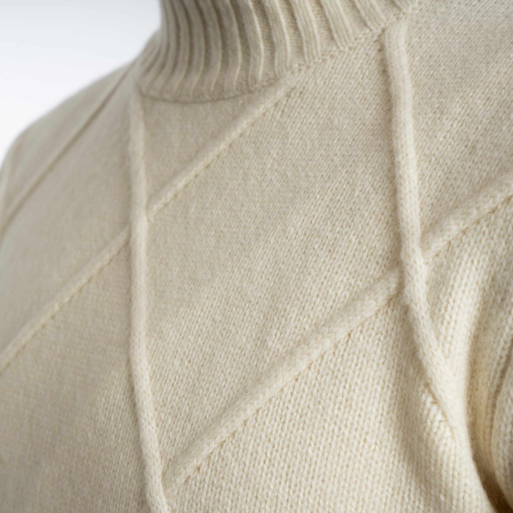 SEVEN DIALS Gebreide Trui met Turtleneck Off-White | Adron