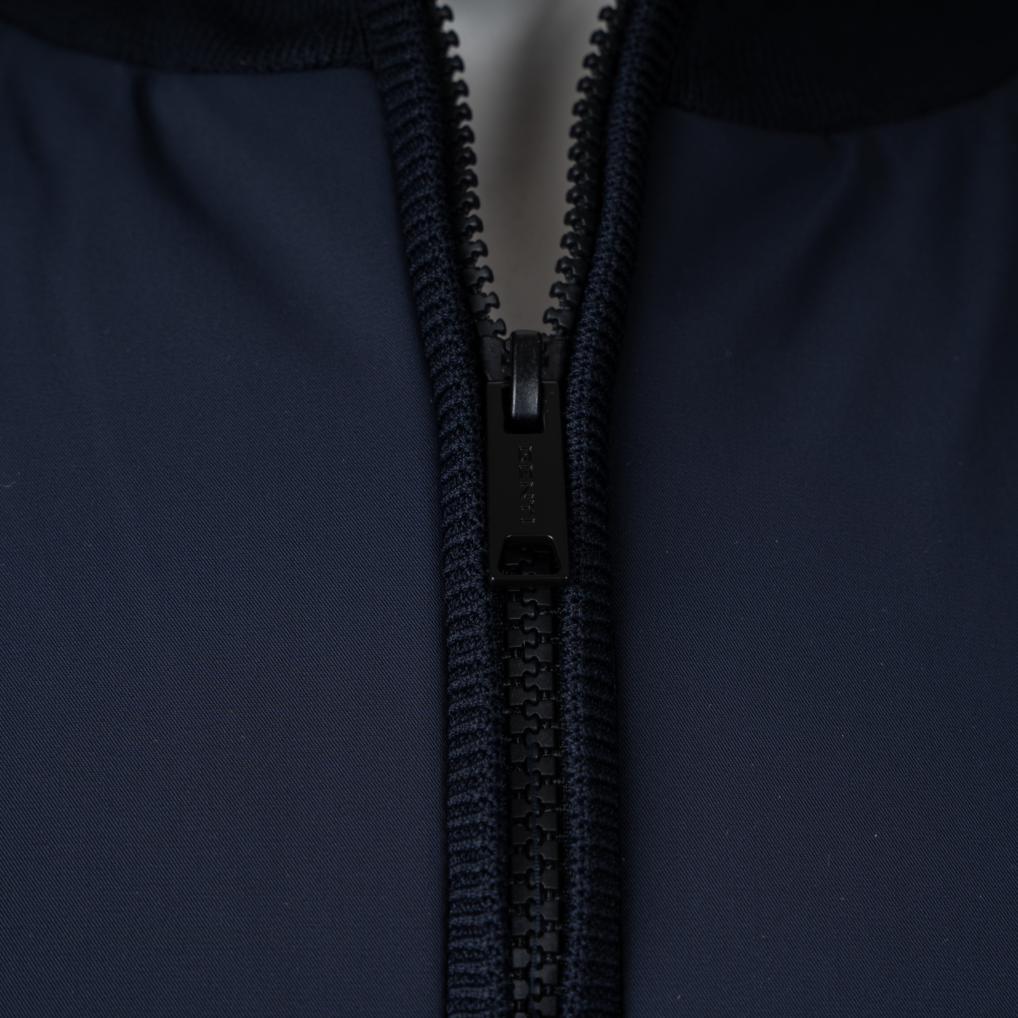 Genti Hybride Jack Donkerblauw | Cool Dry