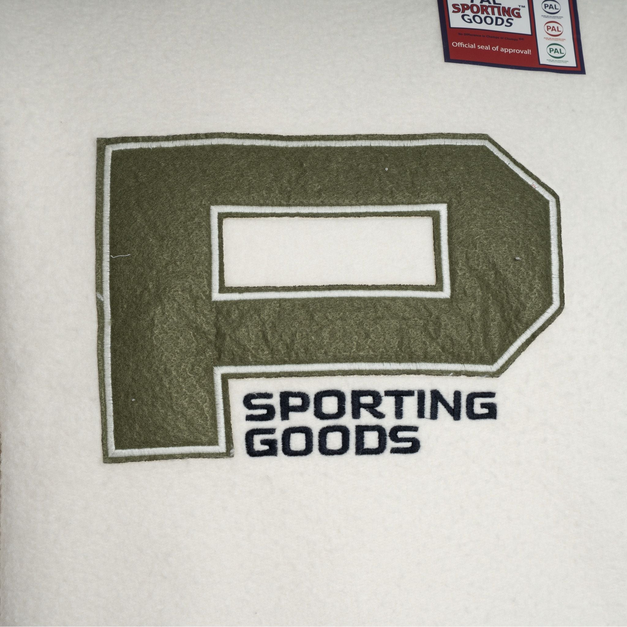 Pal Sporting Goods Sweater Creme | Inside Out