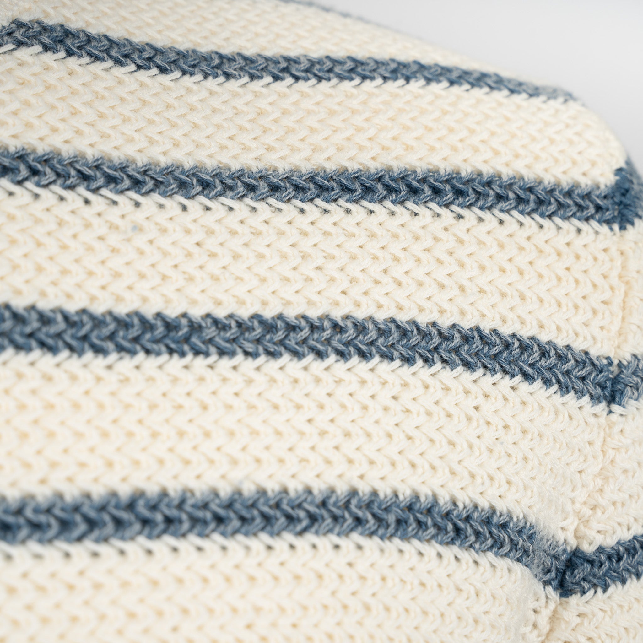 Denham Gebreide Trui Lichtblauw Gestreept | Leo Crewneck