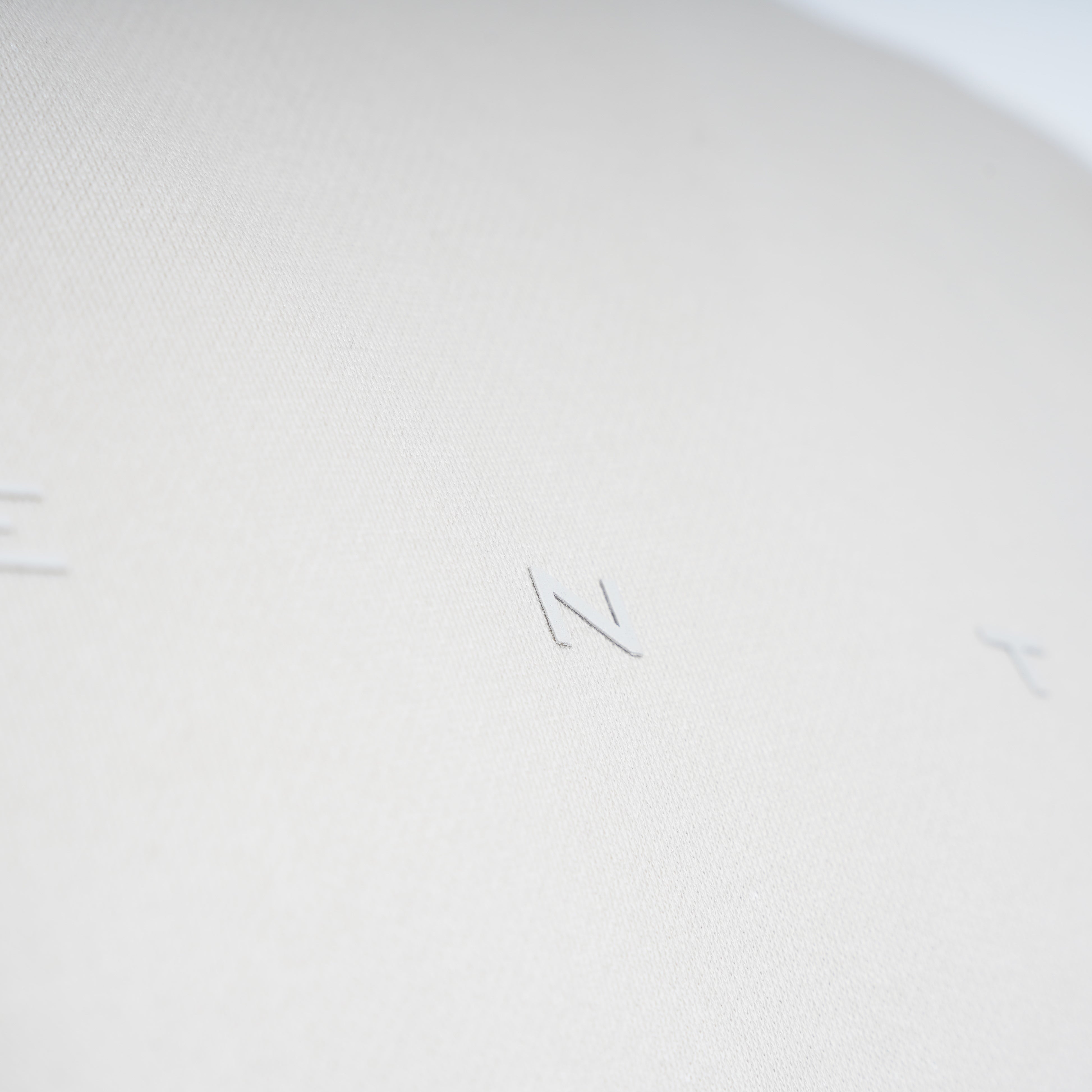 Genti Sweater Beige | Logo