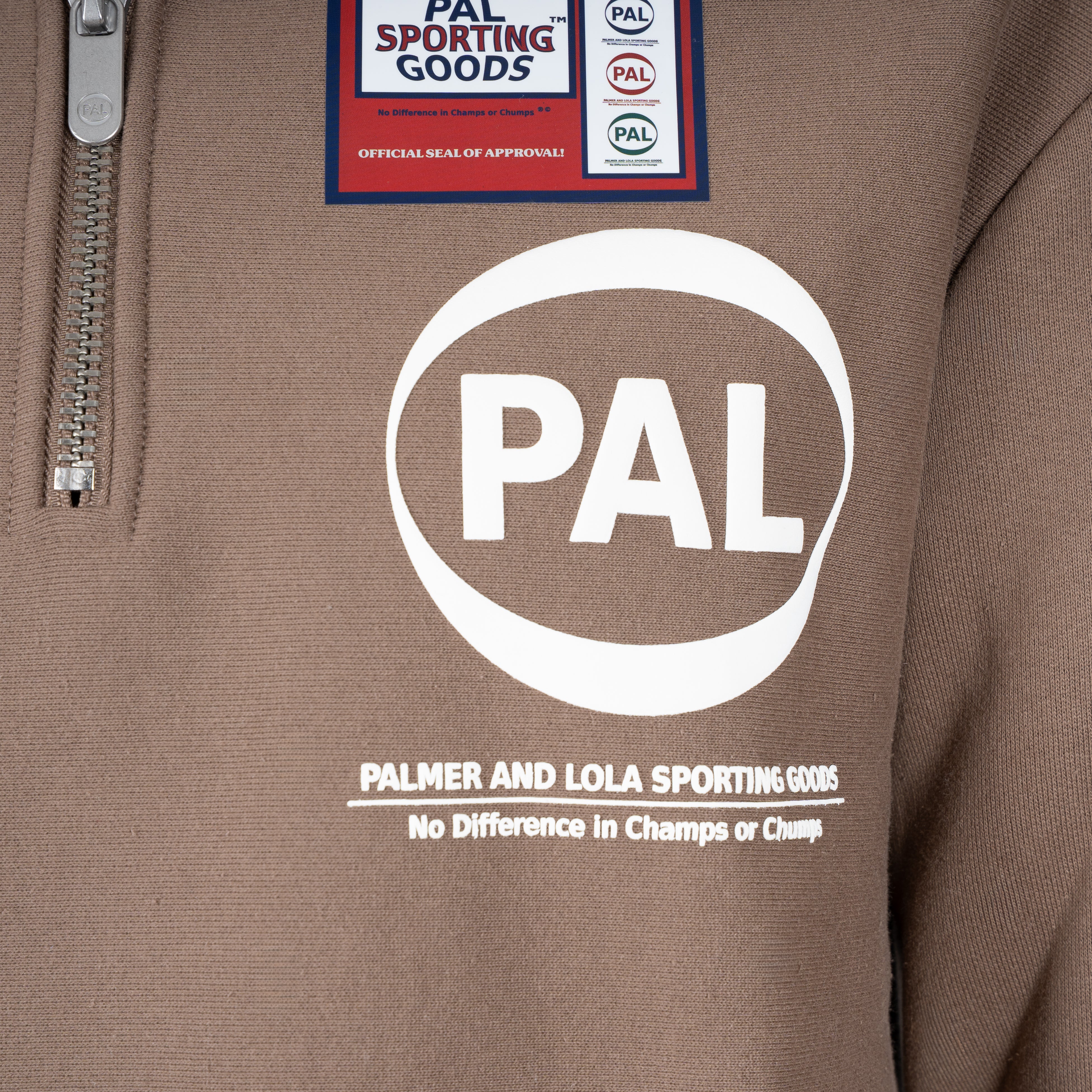 Pal Sporting Goods Sweater met Rits Bruin | Pre Game