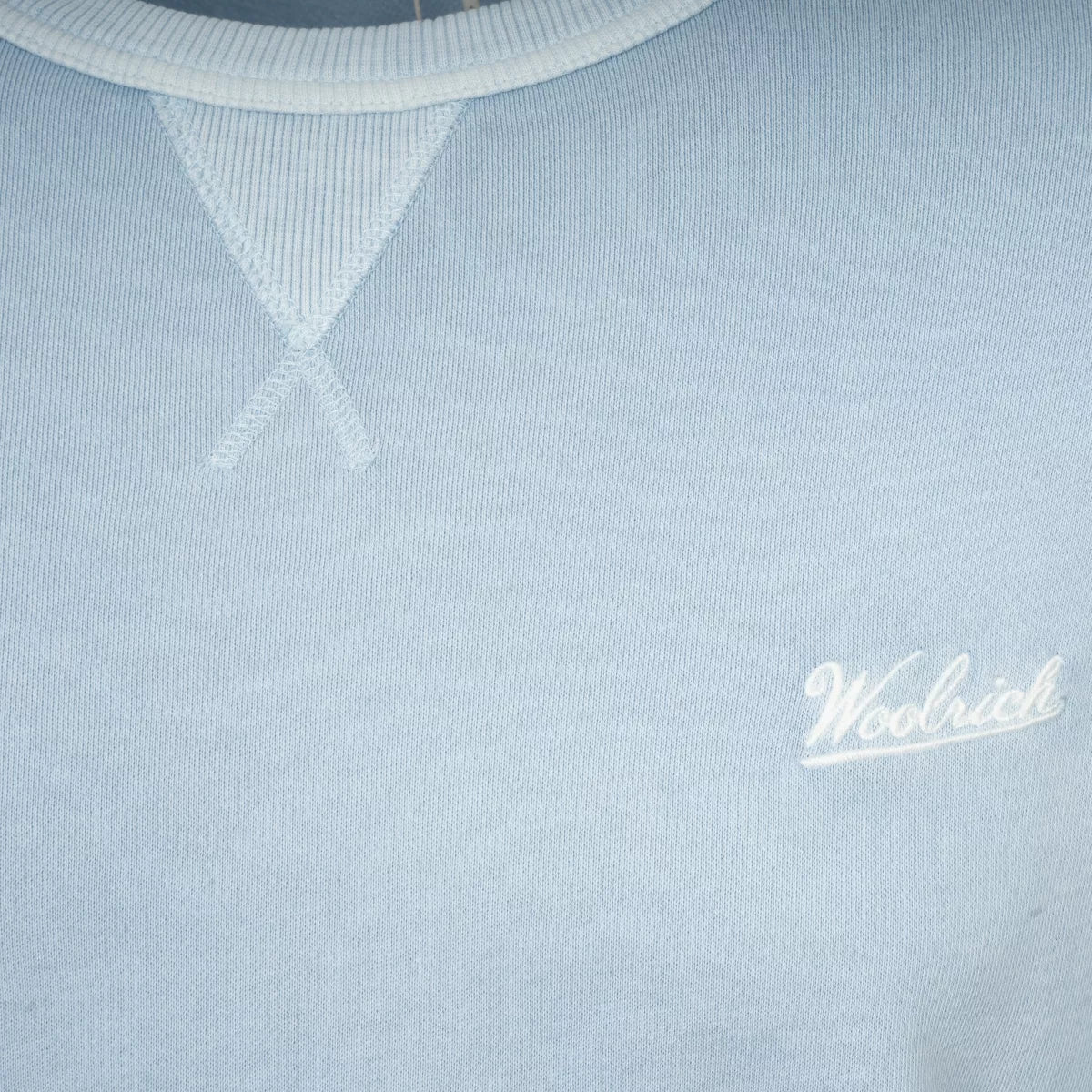 Woolrich Sweater Lichtblauw | Garment-Dyed Crewneck