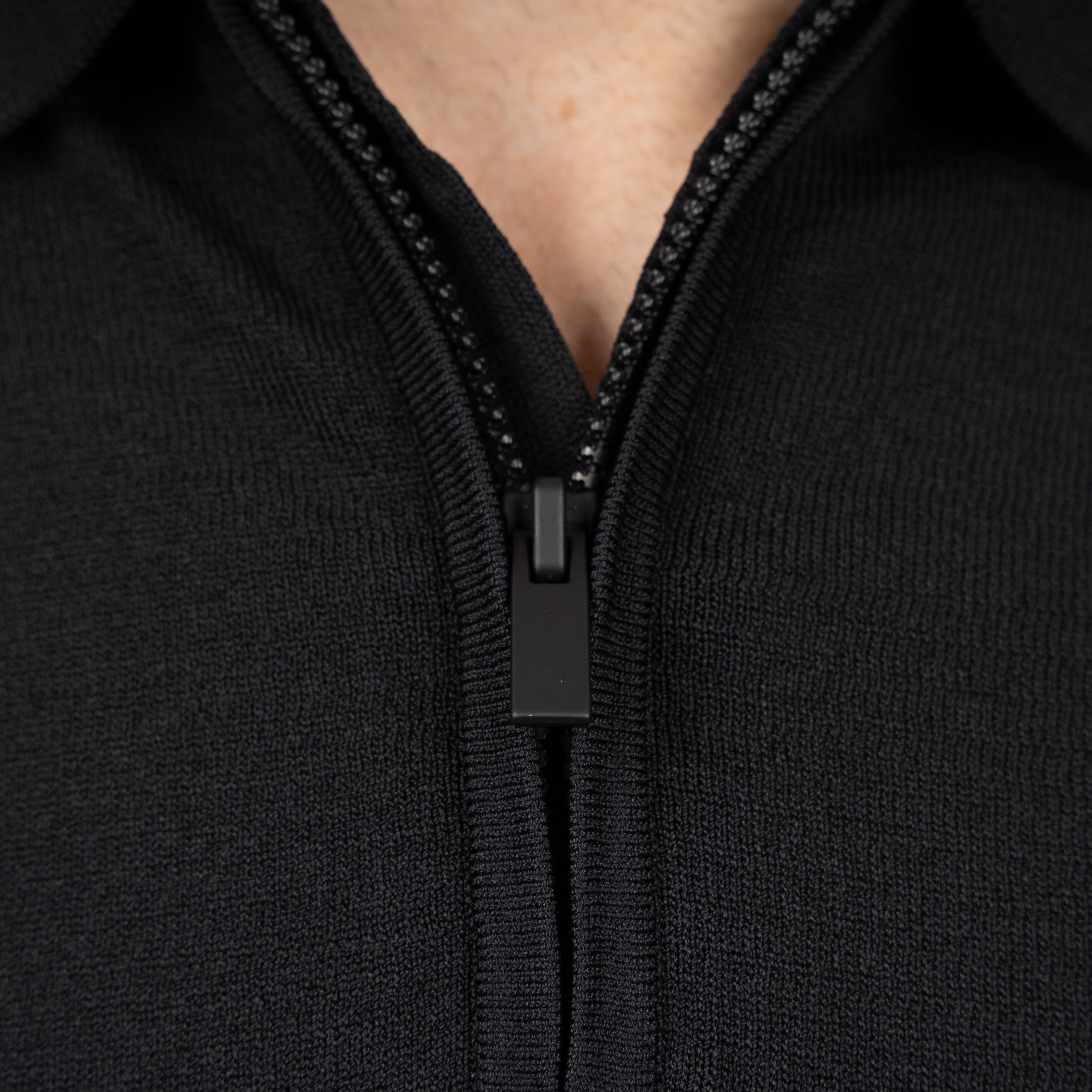 SEVEN DIALS Technische Polo met Rits Zwart | Osric