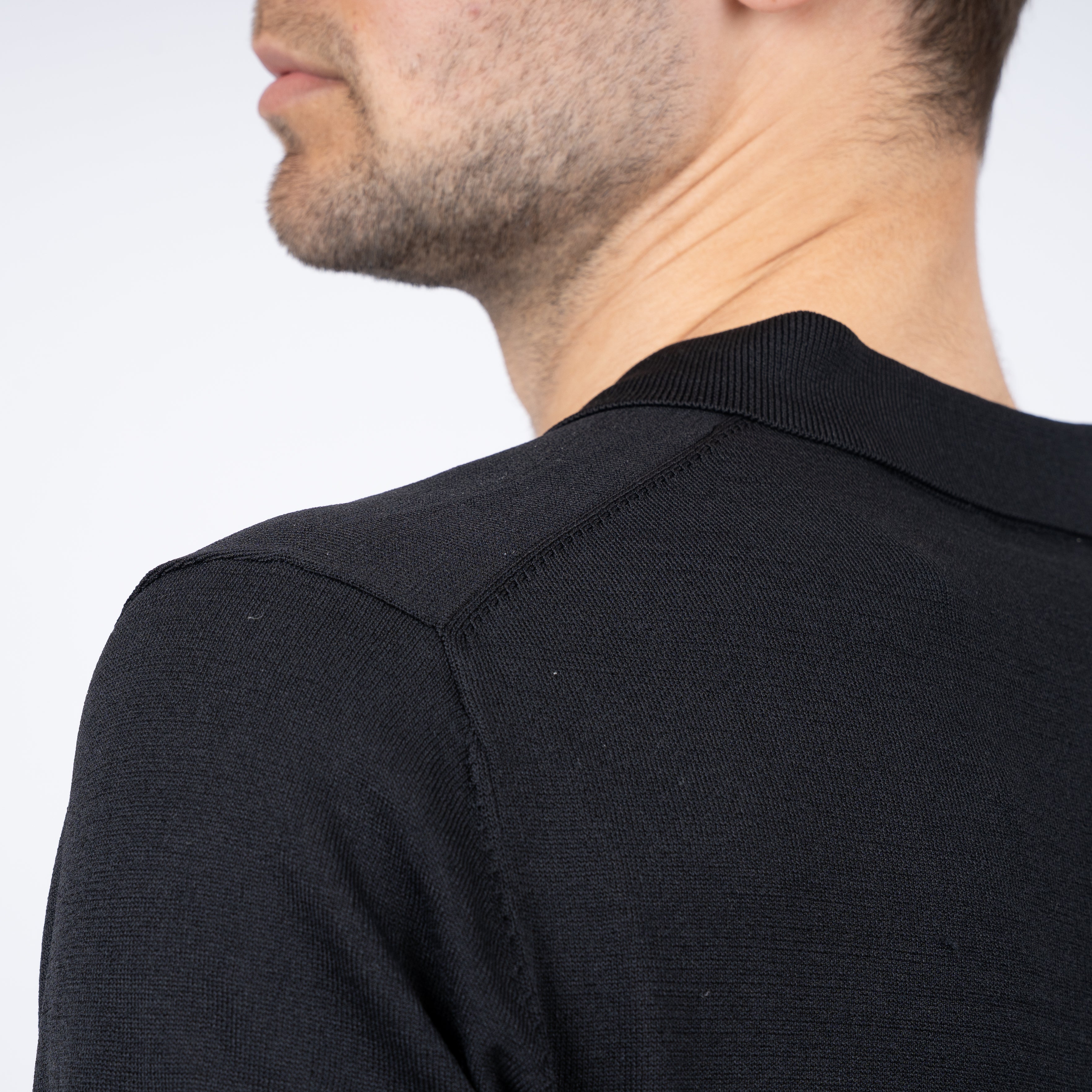 SEVEN DIALS Technische Buttonless Polo Zwart | Hayden