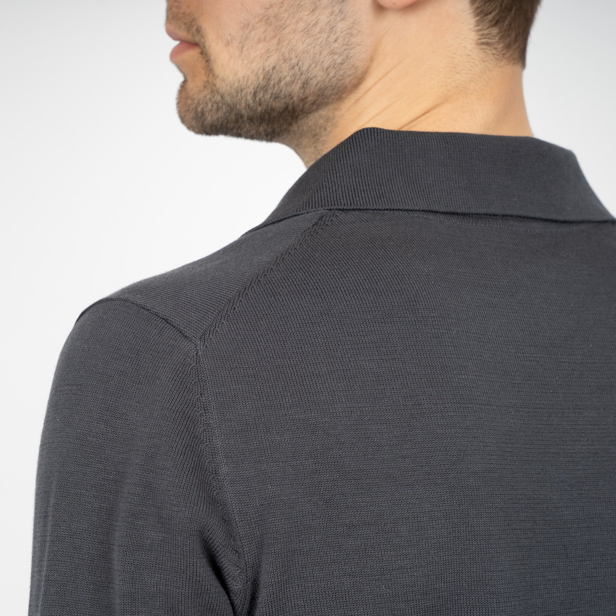 SEVEN DIALS Gebreide Buttonless Polo Antracietgrijs | Dyche