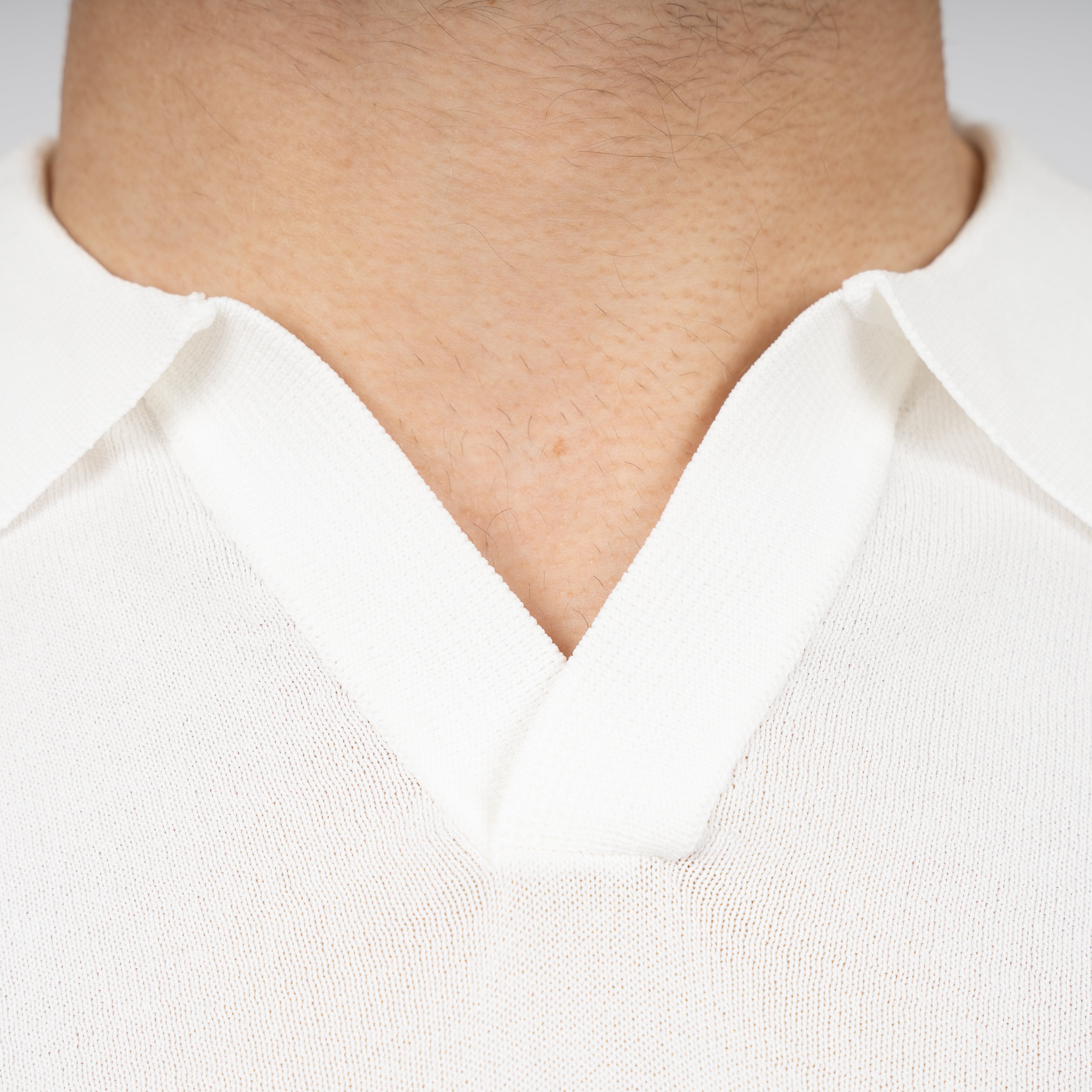 SEVEN DIALS Technische Buttonless Polo Off-White | Hayden