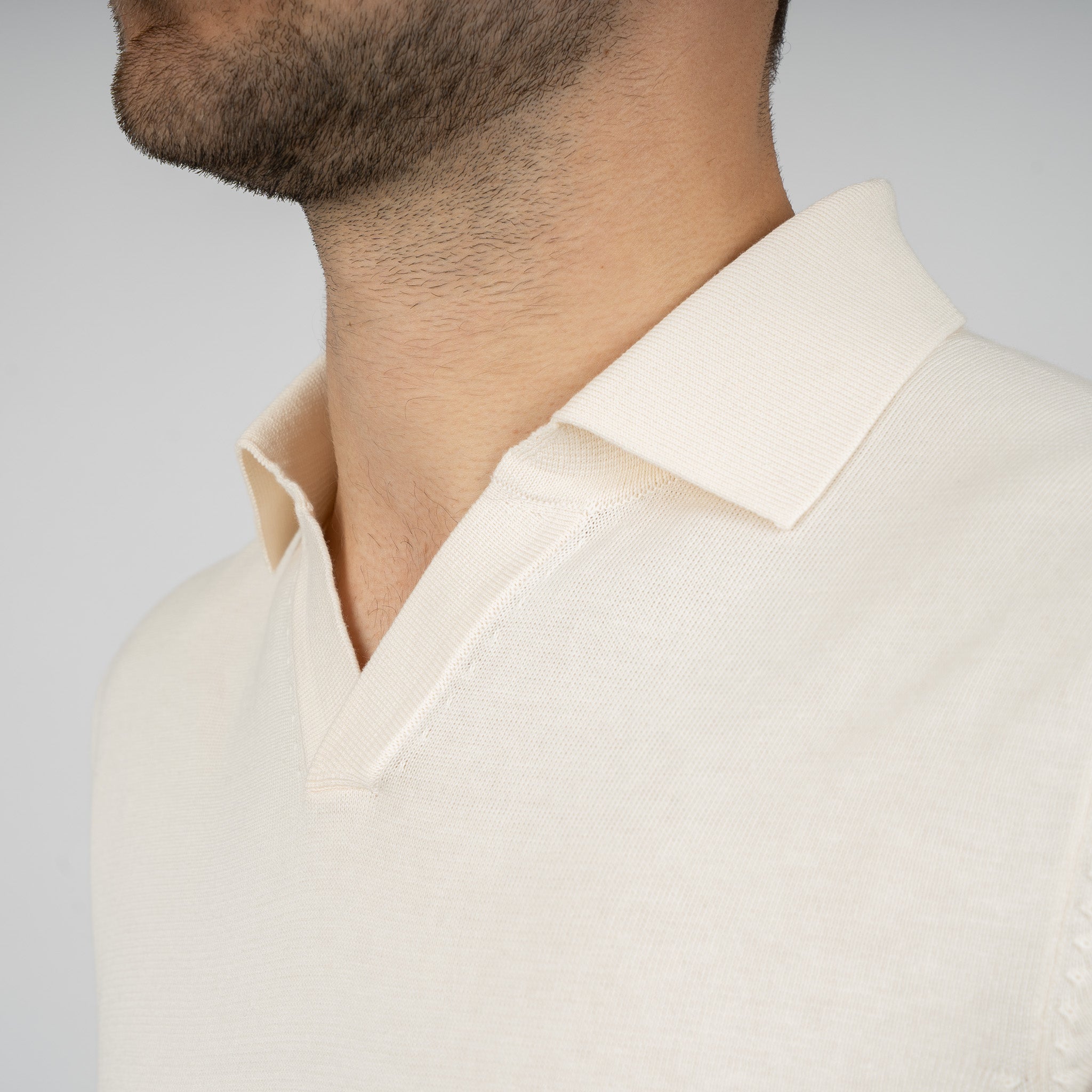 SEVEN DIALS Gebreide Buttonless Polo Crème | Dyche