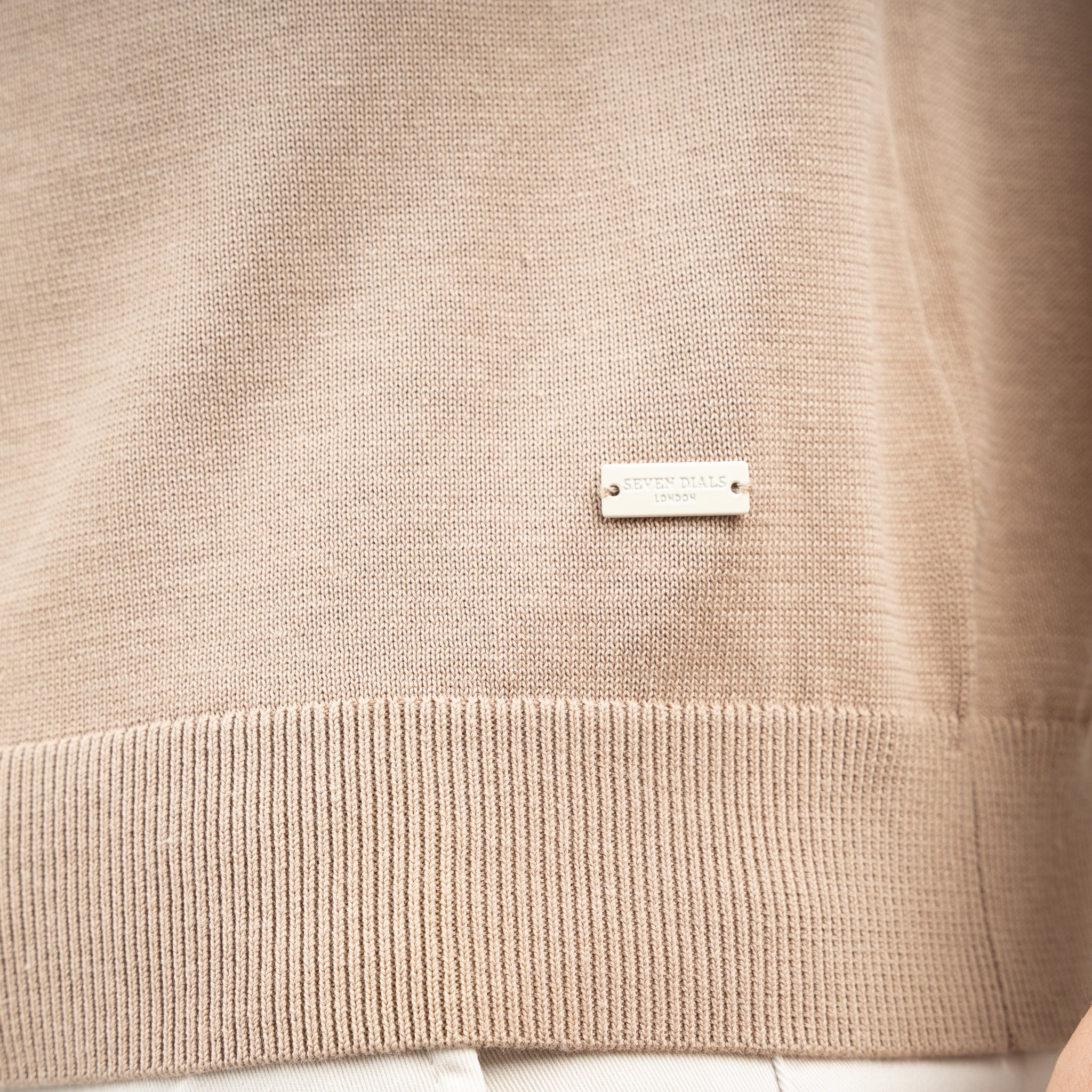 SEVEN DIALS Gebreide Polo Zand | Fillin