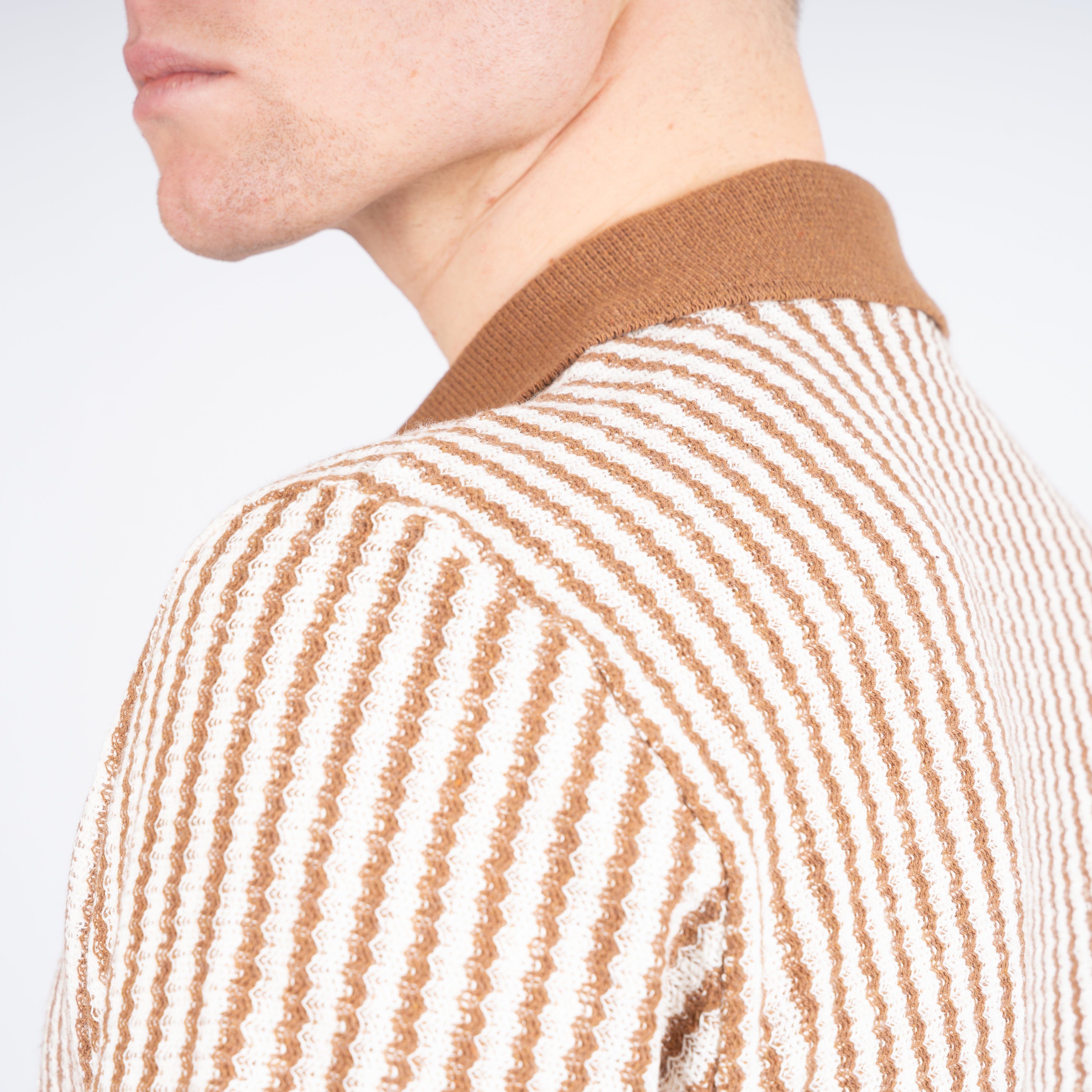 Gran Sasso Doorknoop Polo Roestbruin Gestreept | Caperdoni