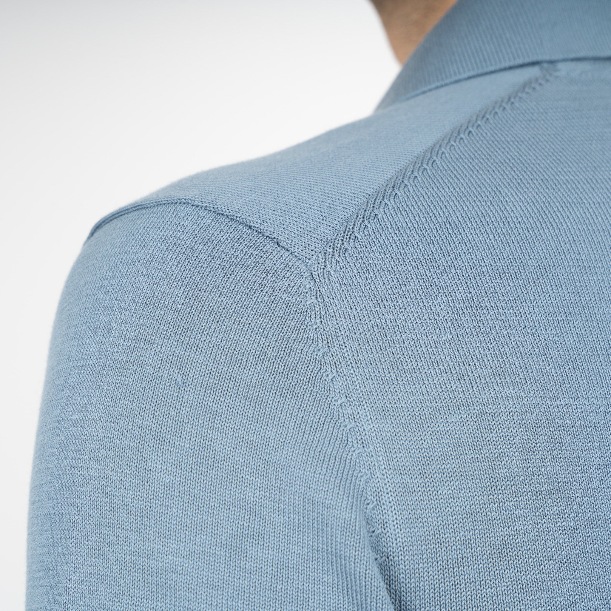 SEVEN DIALS Gebreide Buttonless Polo Staalblauw | Dyche