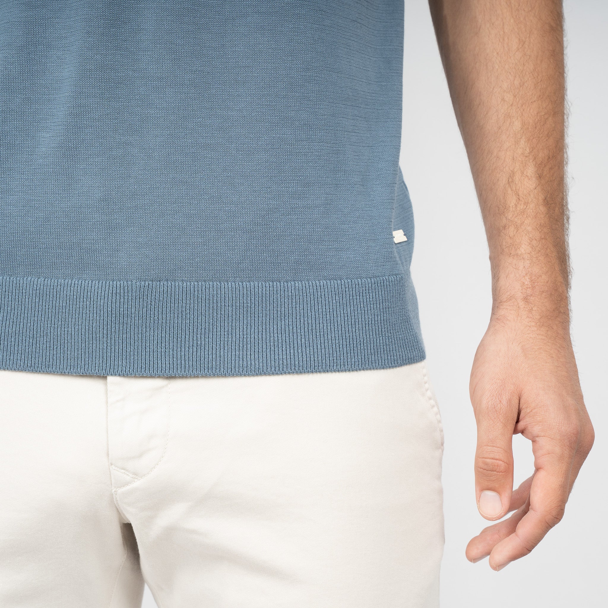 SEVEN DIALS Gebreide Buttonless Polo Staalblauw | Dyche