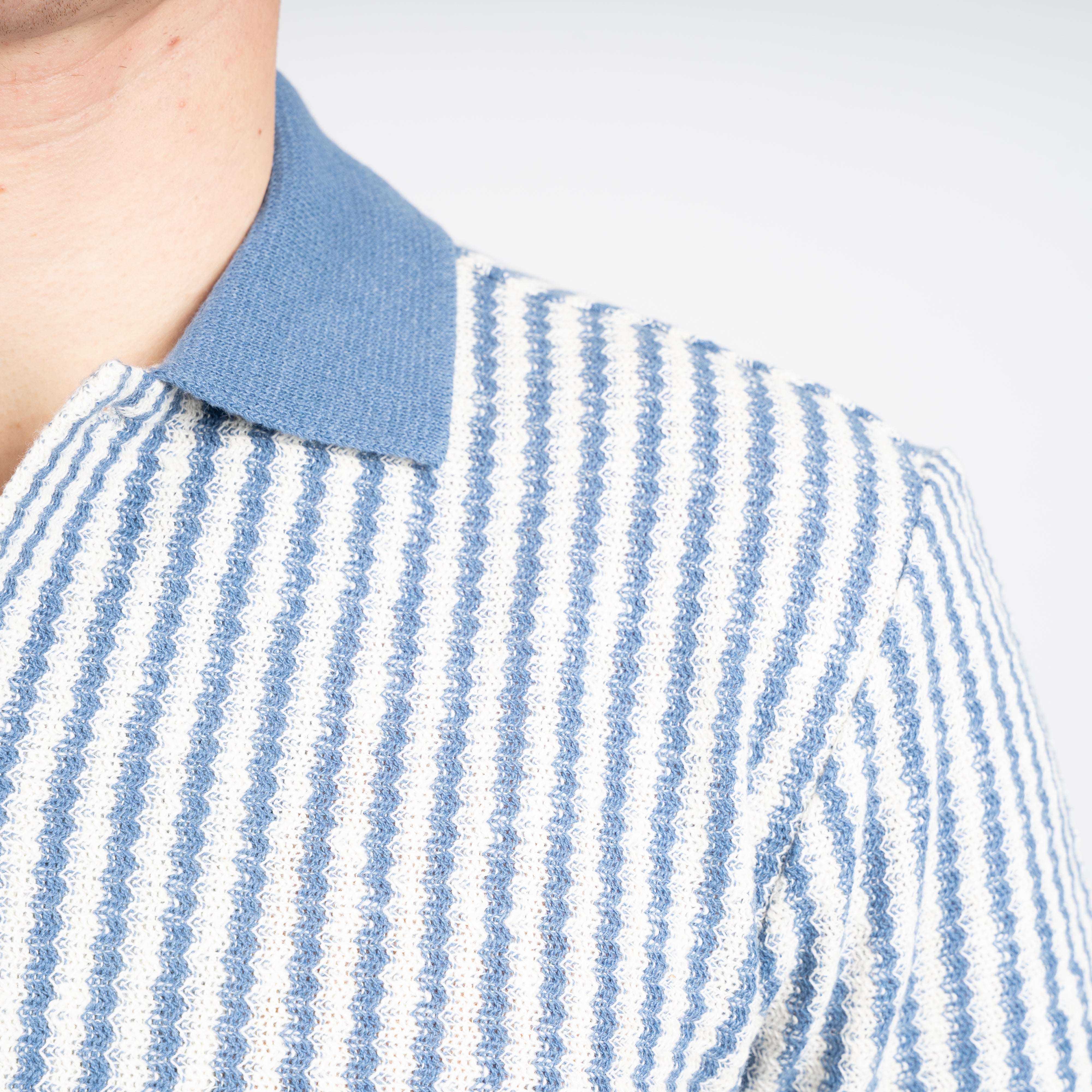 Gran Sasso Doorknoop Polo Lichtblauw Gestreept | Caperdoni