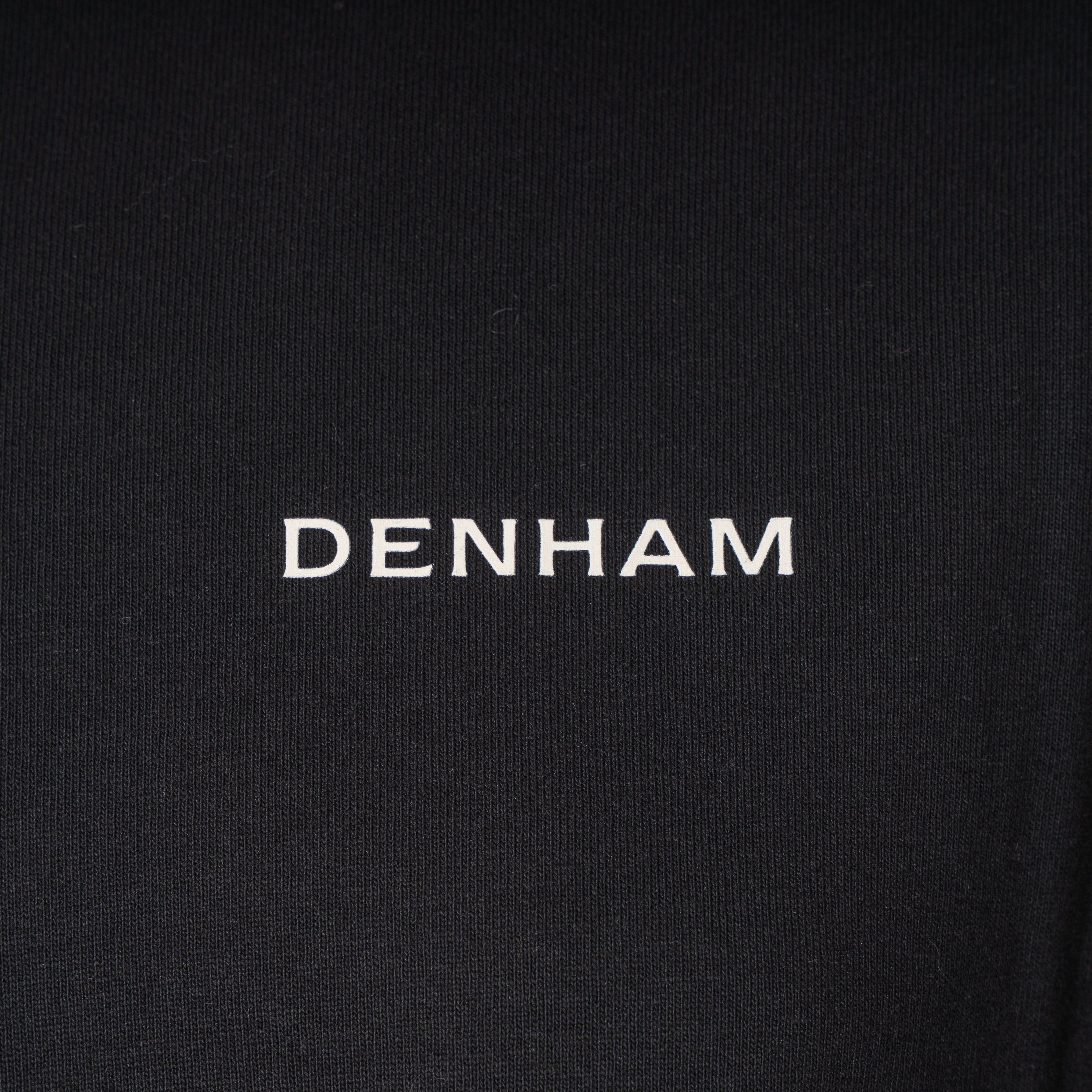 Denham T-Shirt Backprint Zwart | Ying Yang