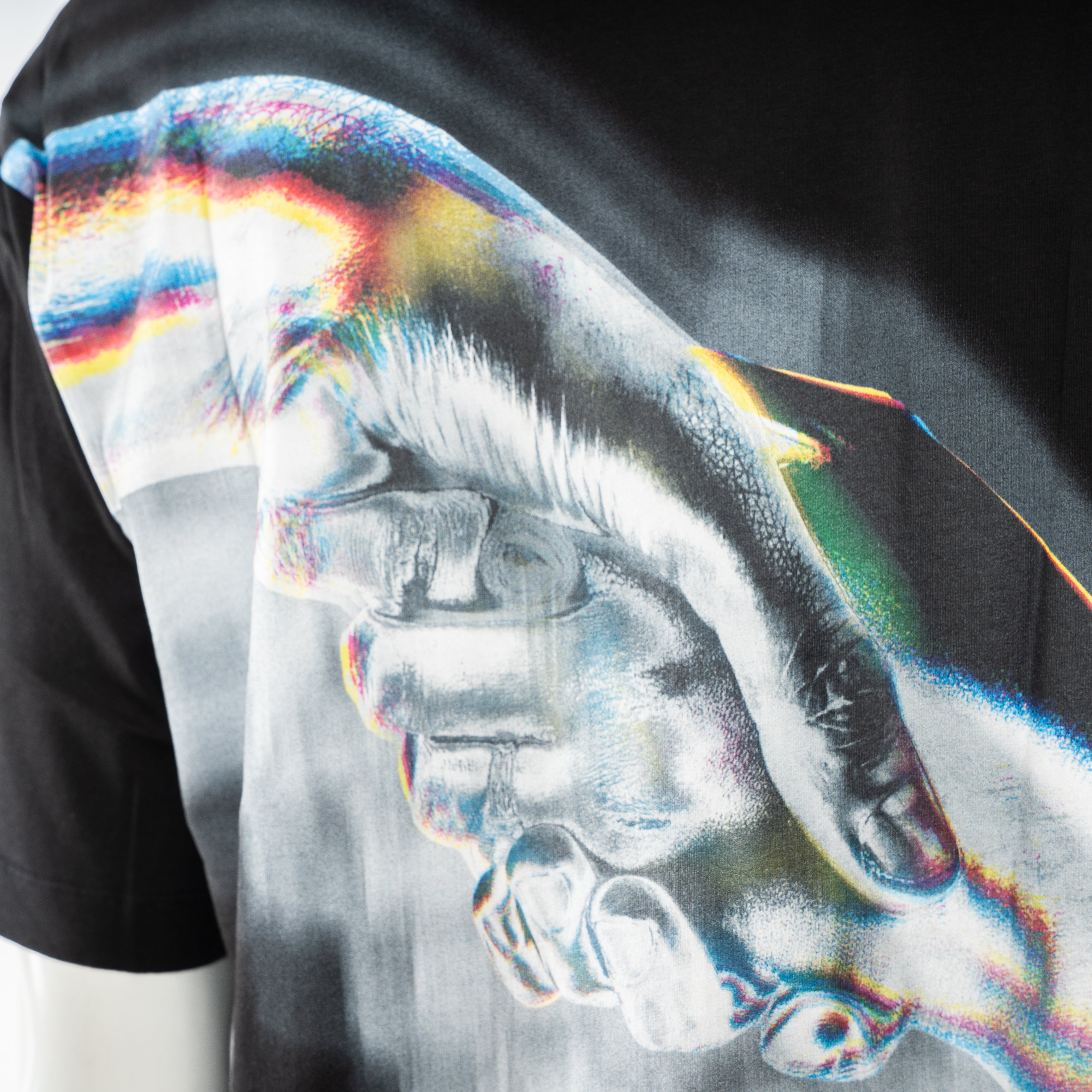 Filling Pieces T-Shirt met Backprint Zwart | Boxy Handshake Rhythm